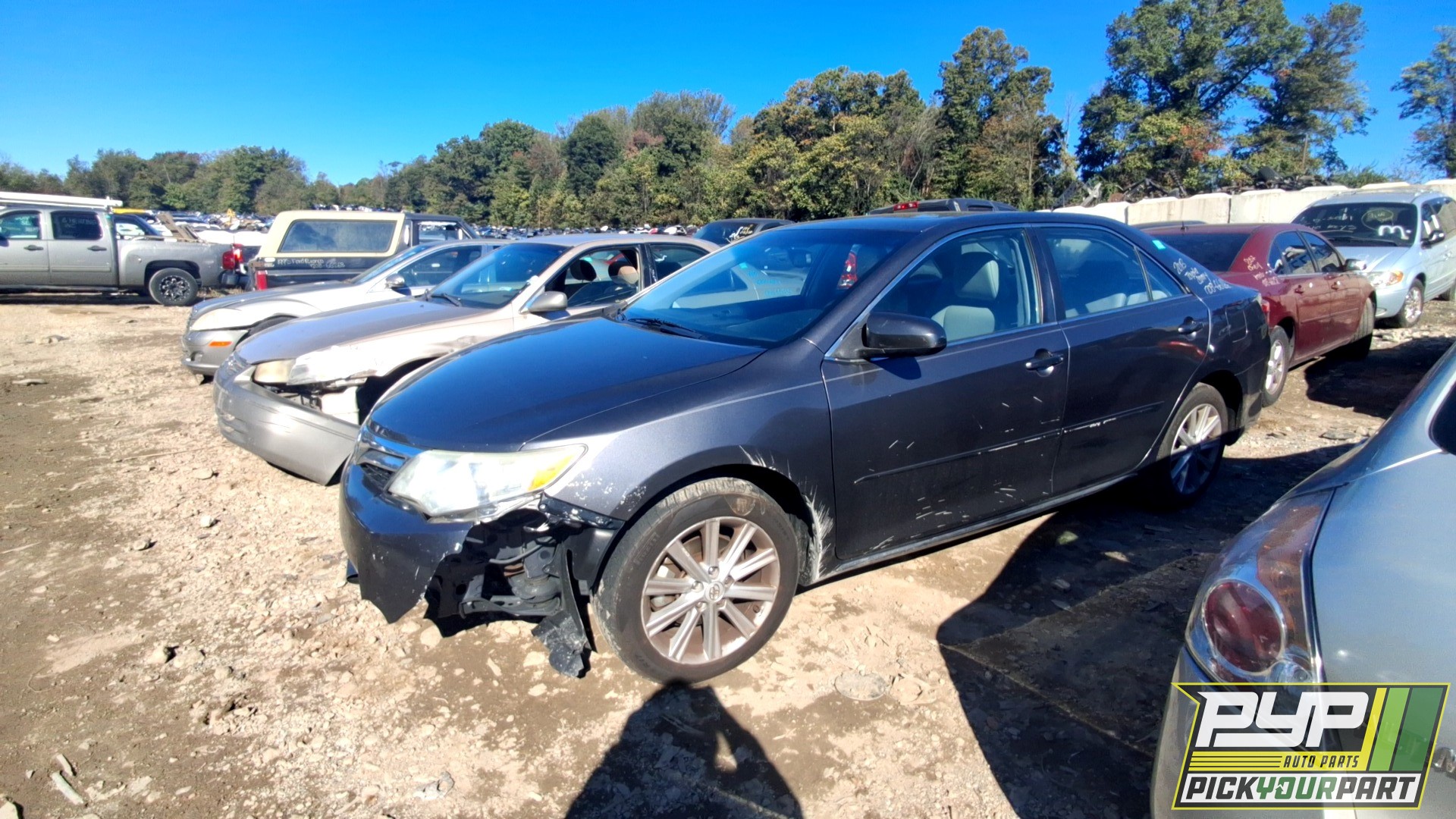 2013 TOYOTA CAMRY available for parts