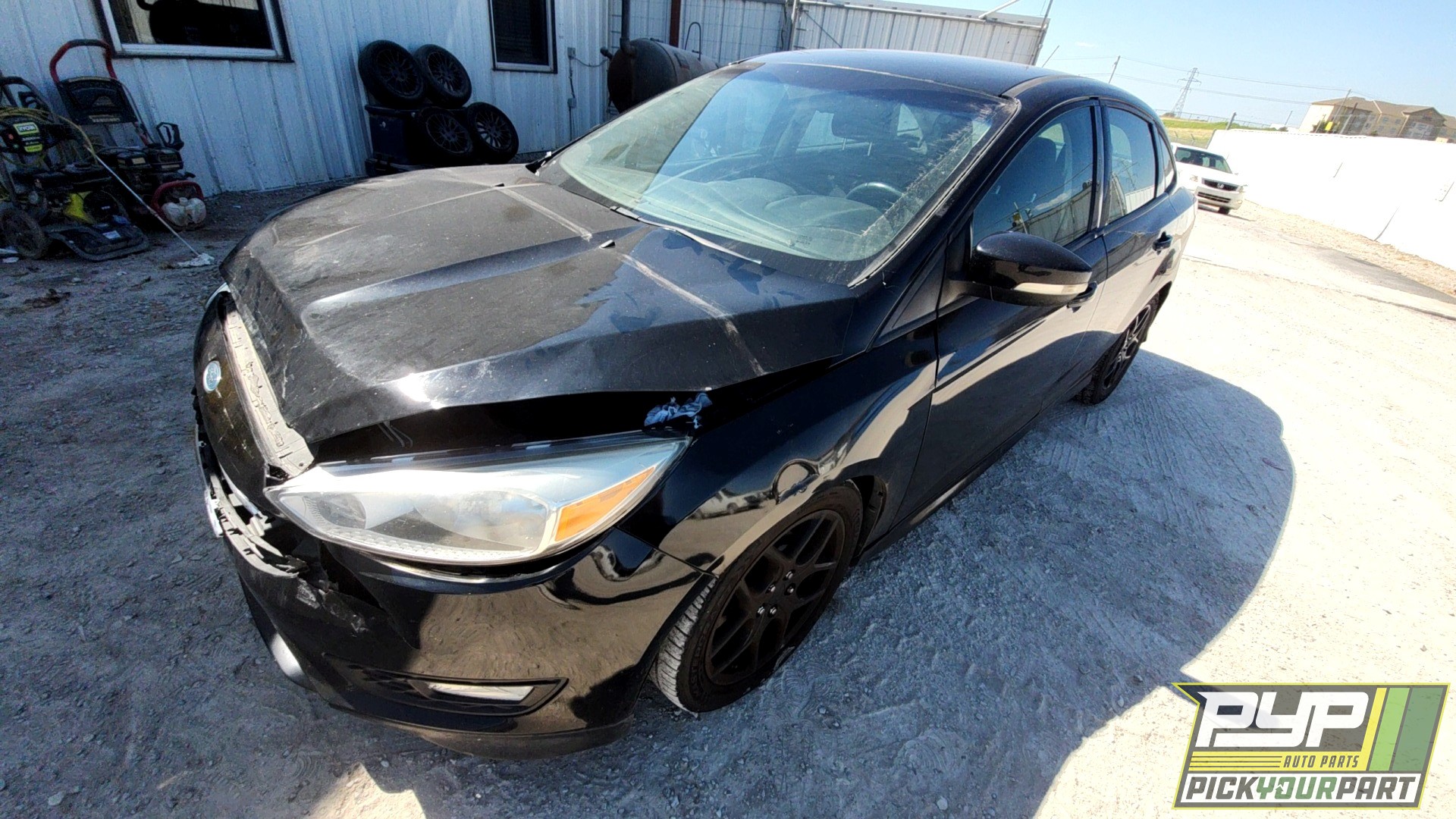2016 FORD FOCUS available for parts