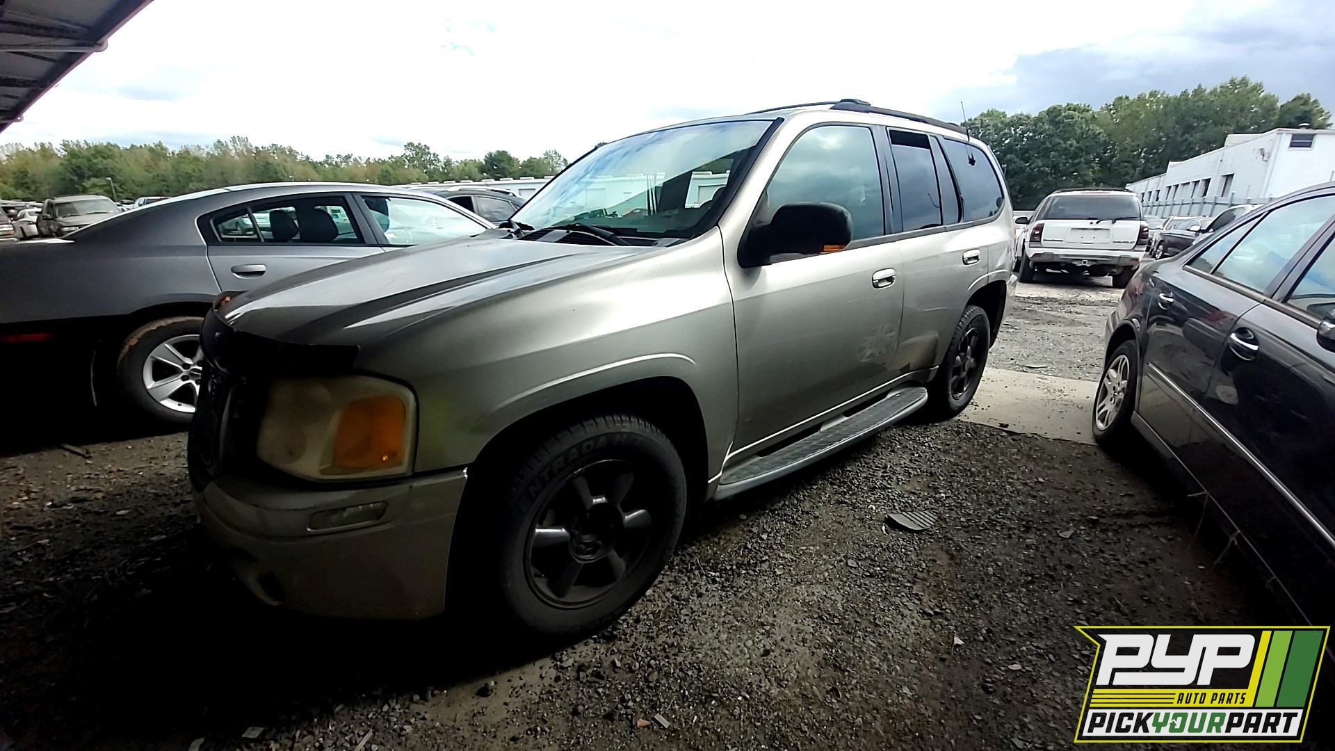 2002 GMC ENVOY available for parts