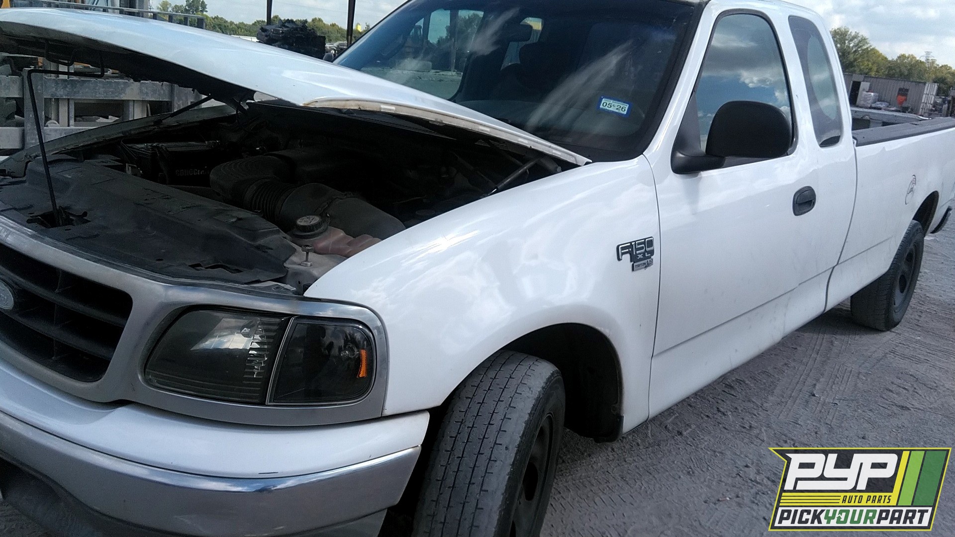 2001 FORD F-150 available for parts