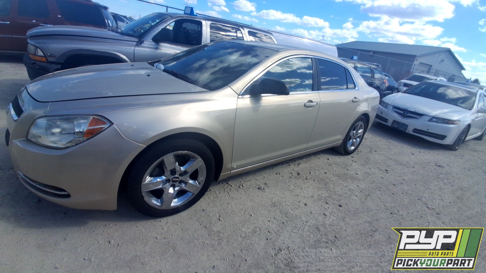 2009 CHEVROLET MALIBU available for parts