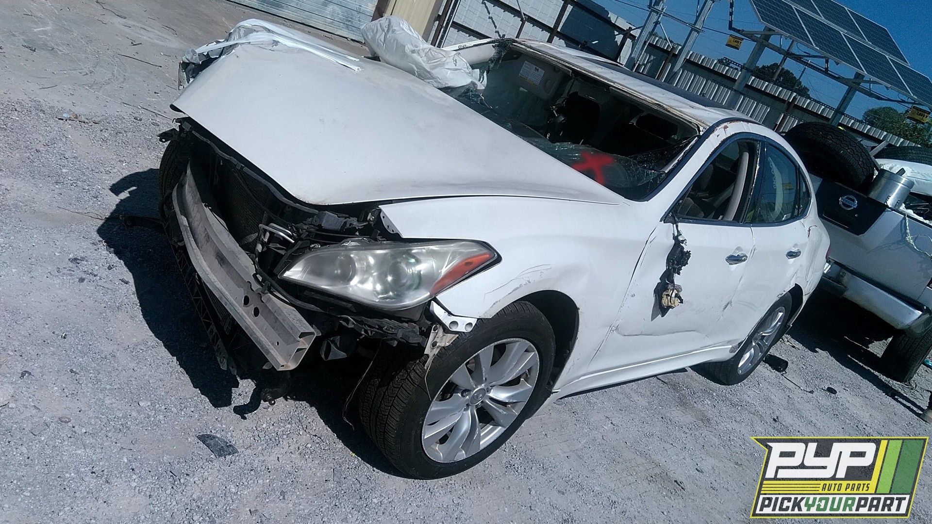 2011 INFINITI M37 available for parts