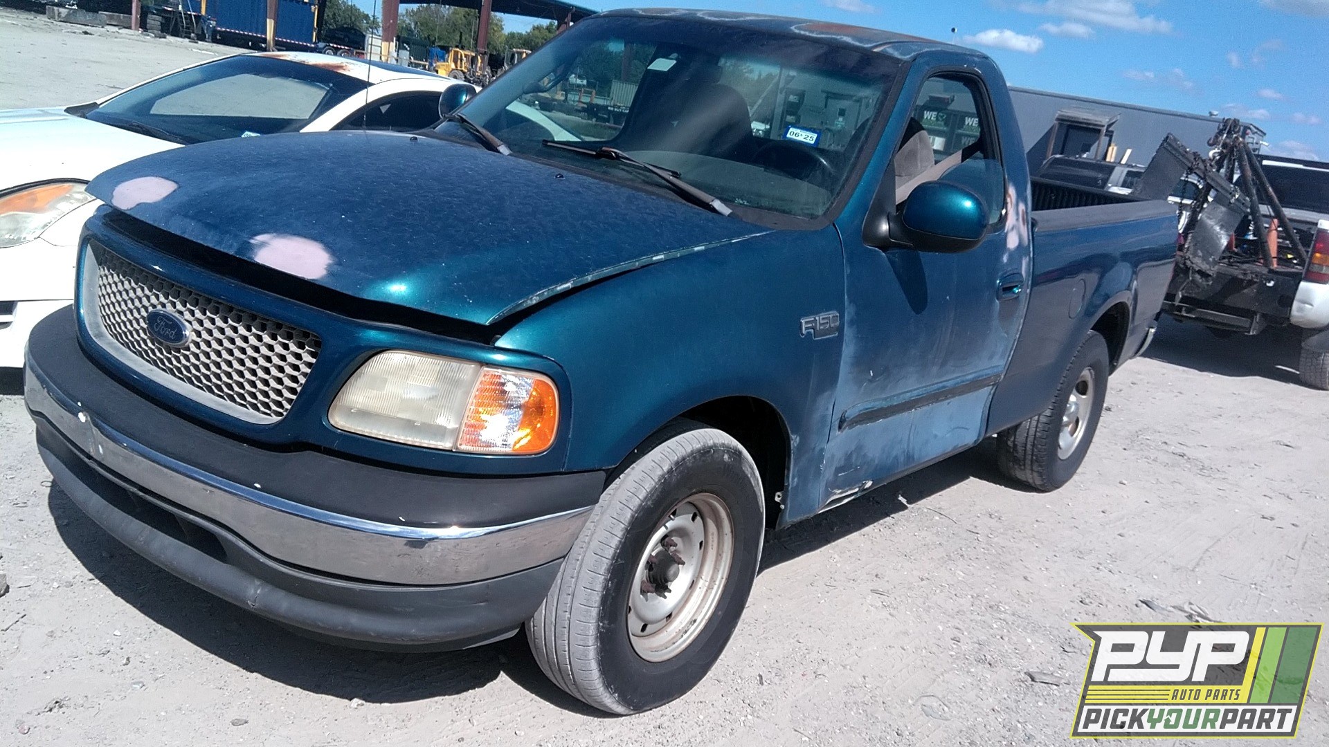 2000 FORD F-150 available for parts