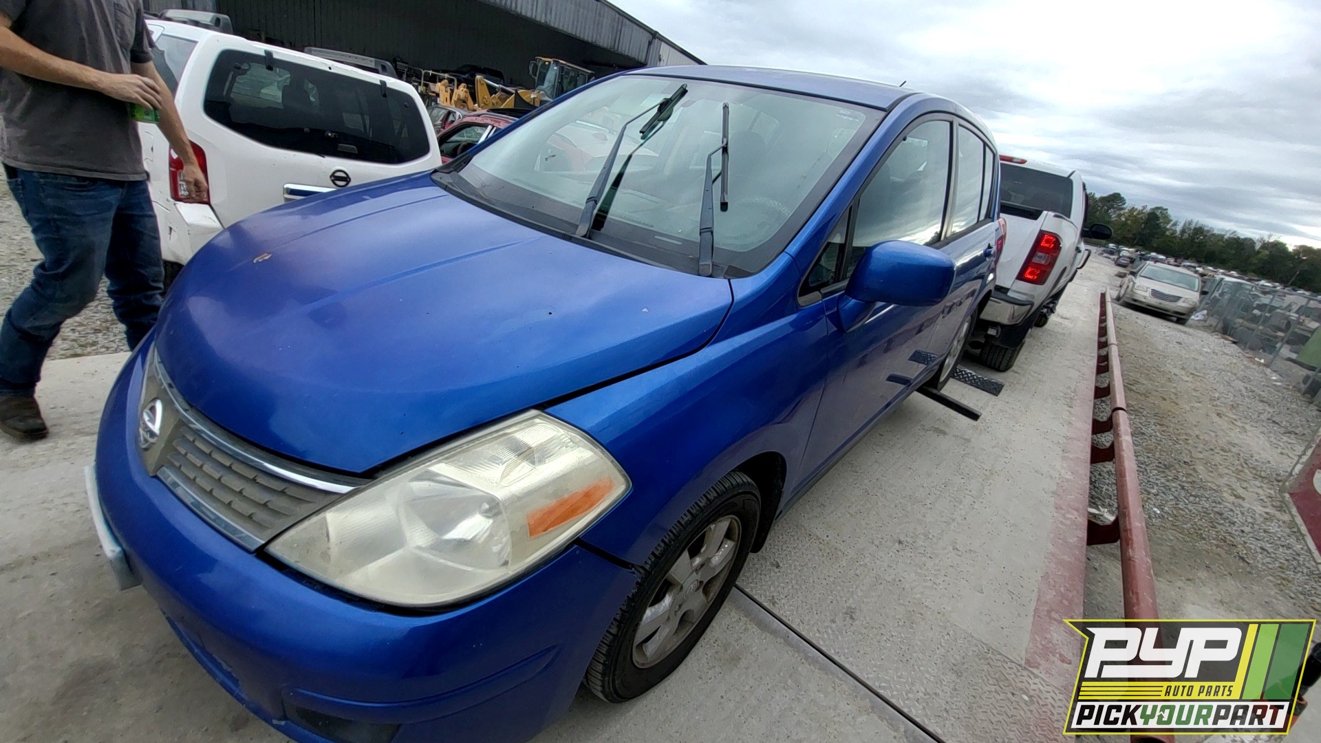 2009 NISSAN VERSA available for parts