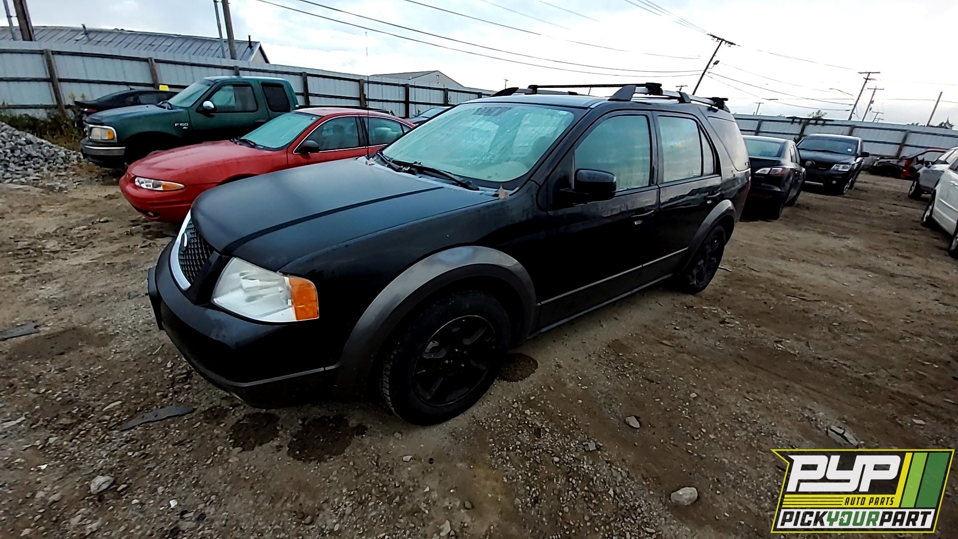 2005 FORD FREESTYLE available for parts