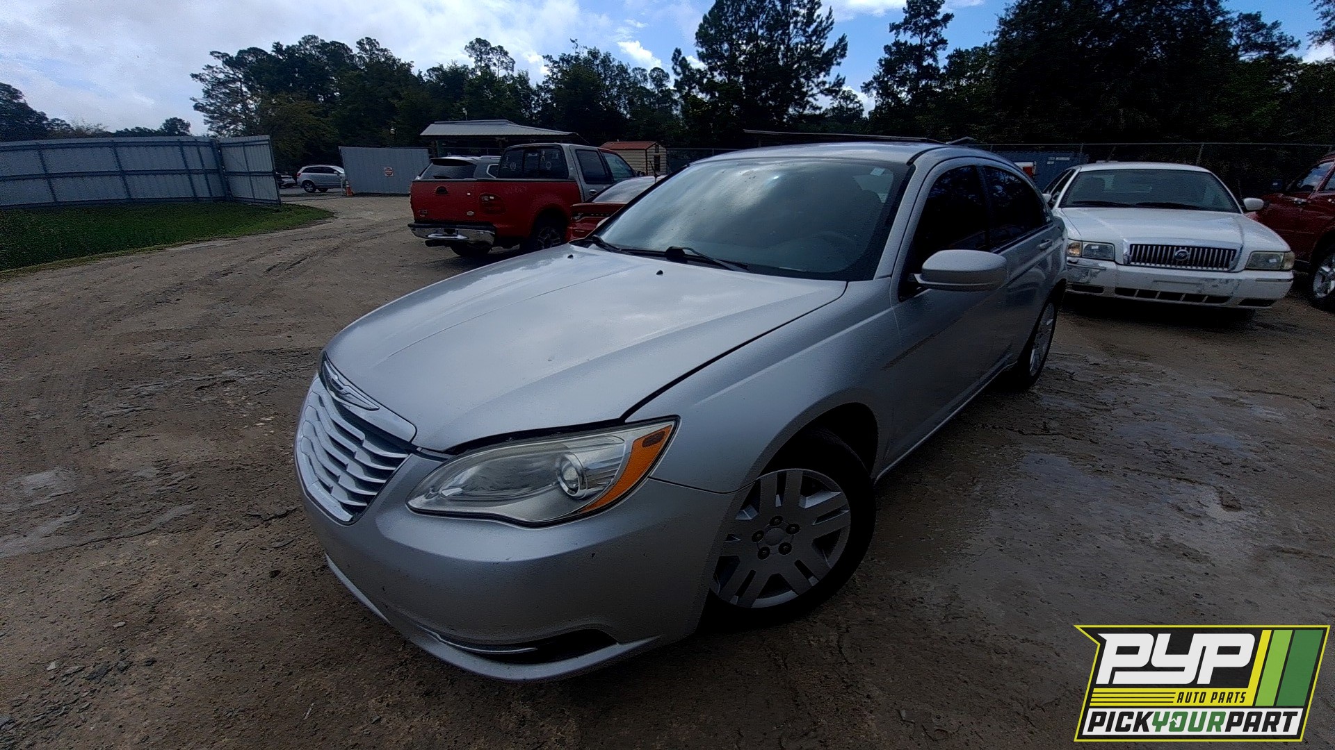2012 CHRYSLER 200 partes disponibles