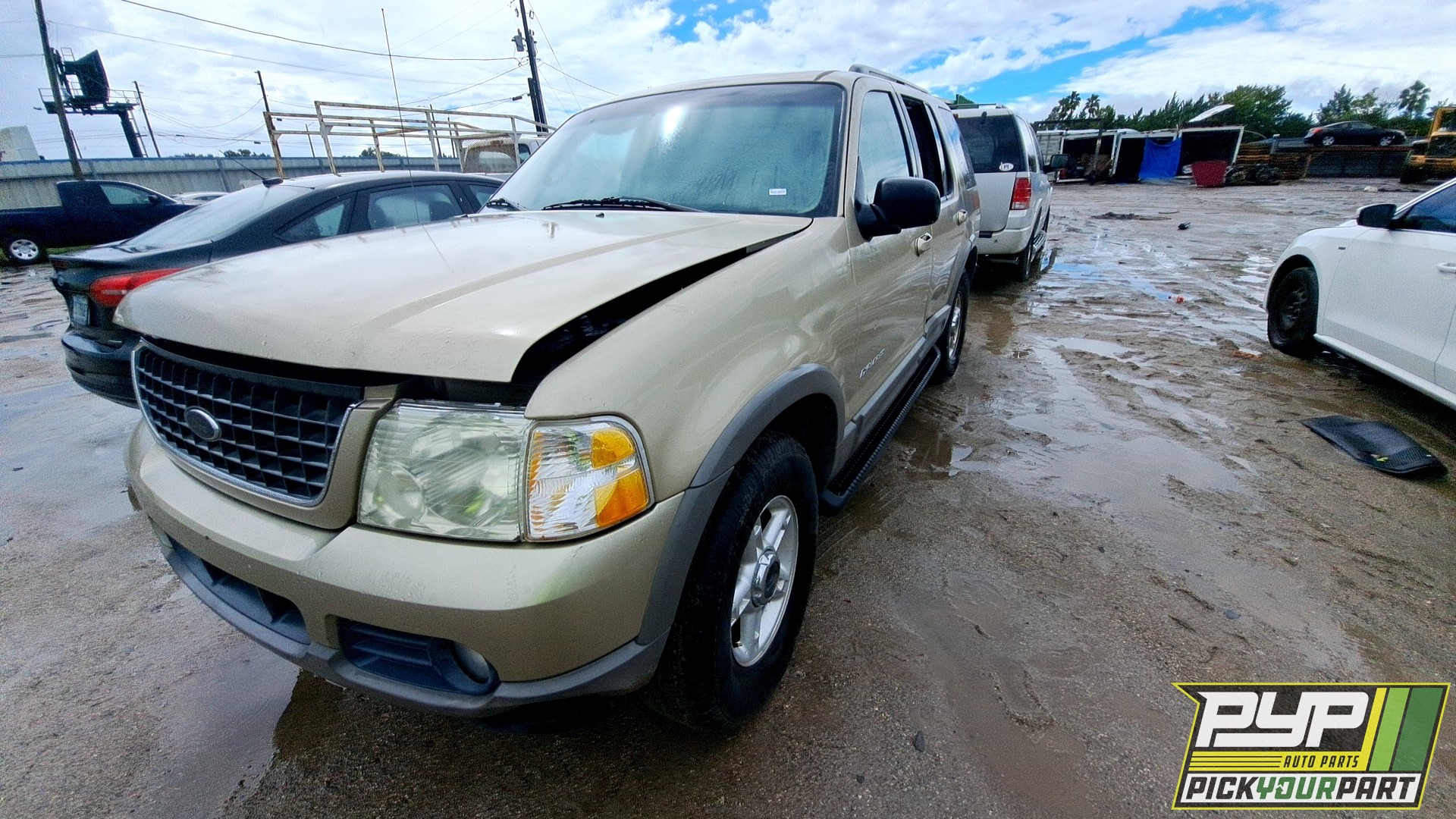 2002 FORD EXPLORER available for parts