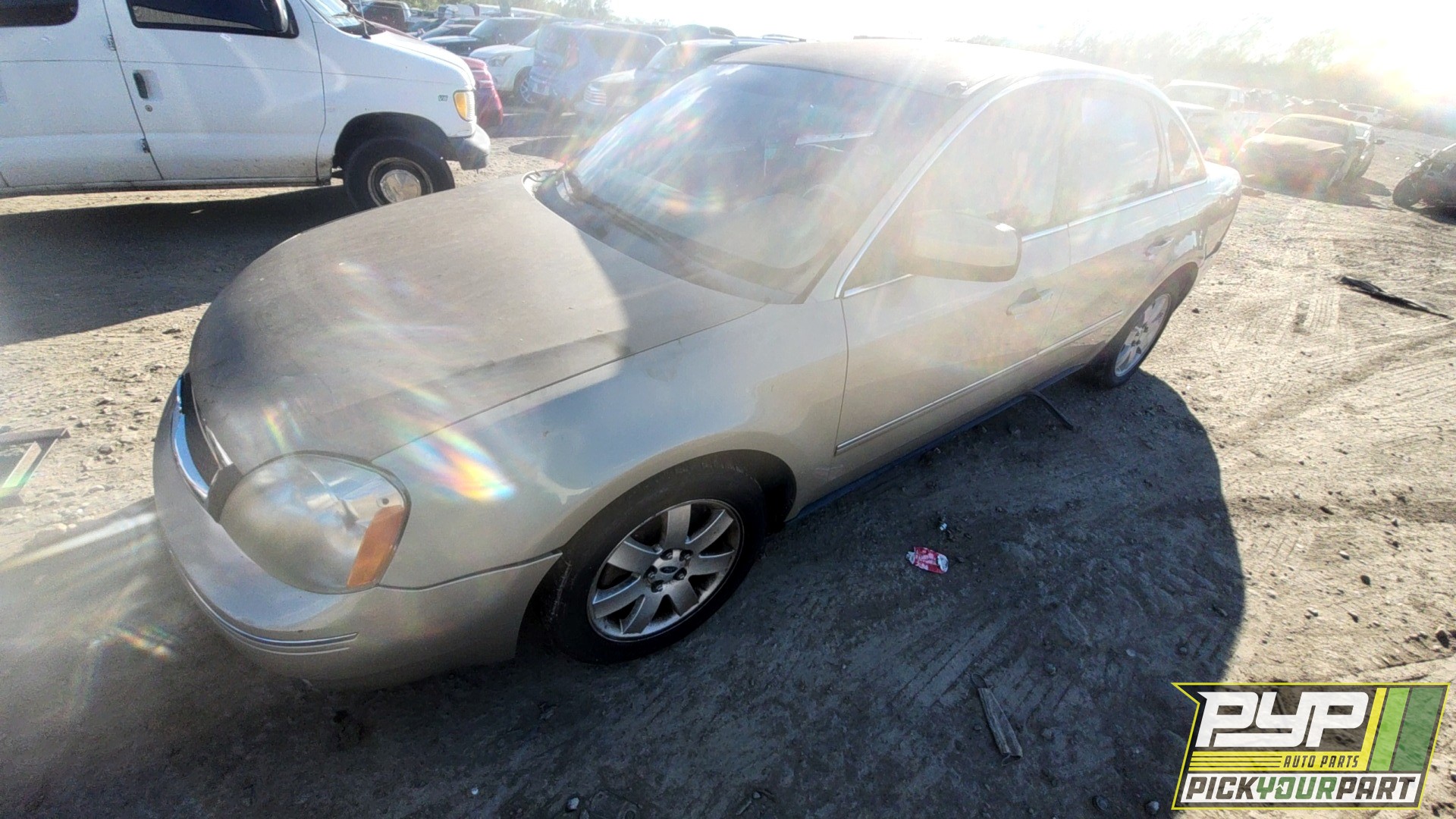 2006 FORD FIVE HUNDRED available for parts