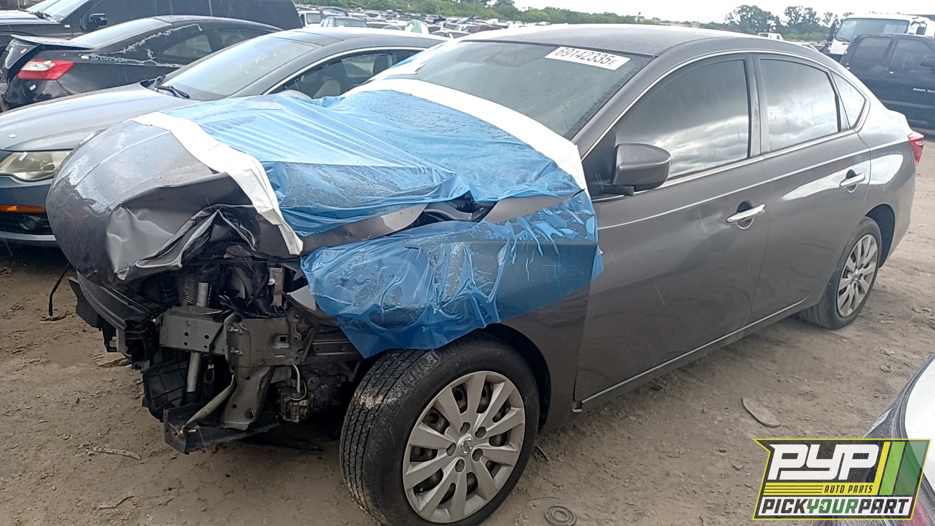 2017 NISSAN SENTRA partes disponibles