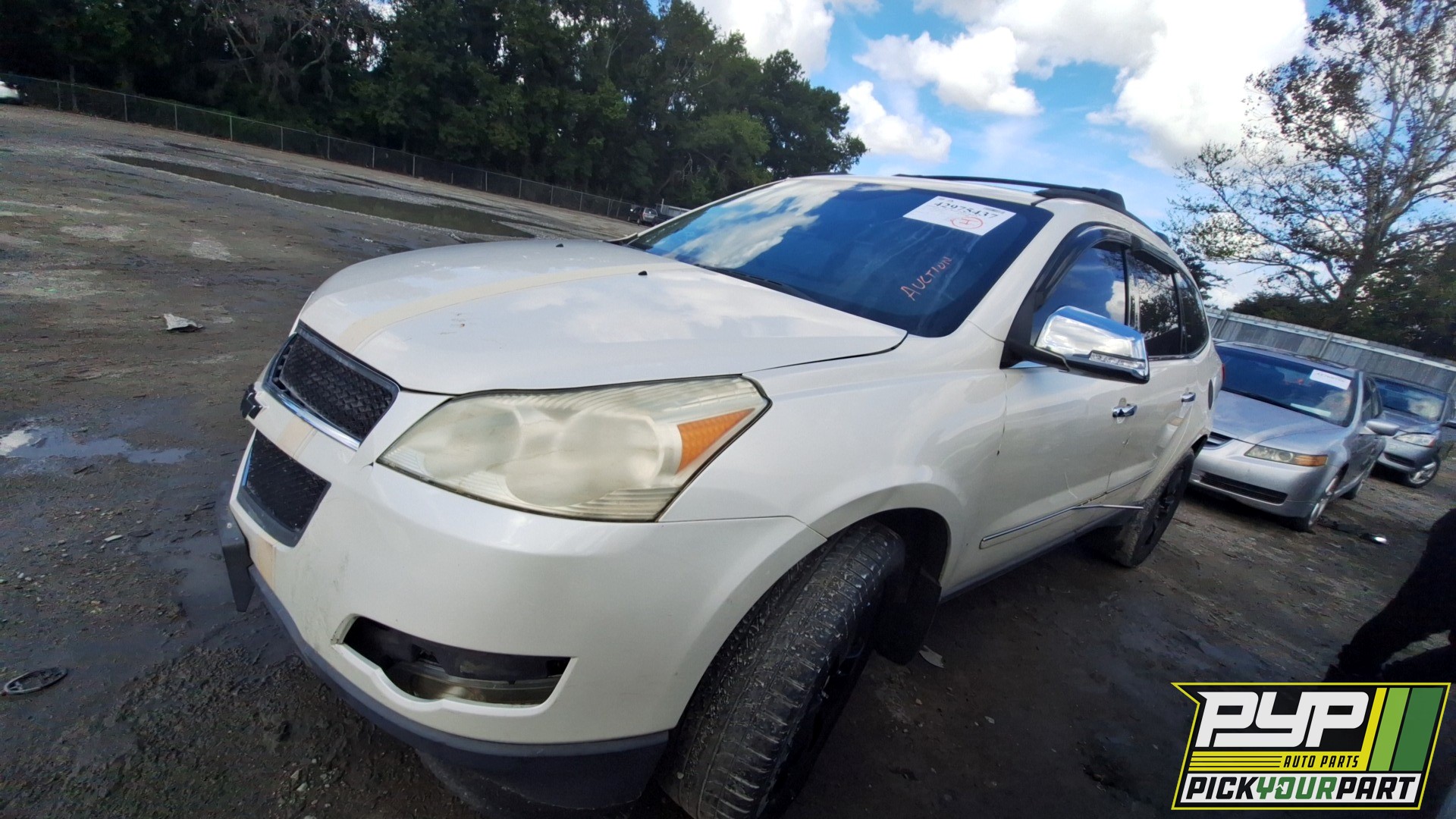 2011 CHEVROLET TRAVERSE available for parts