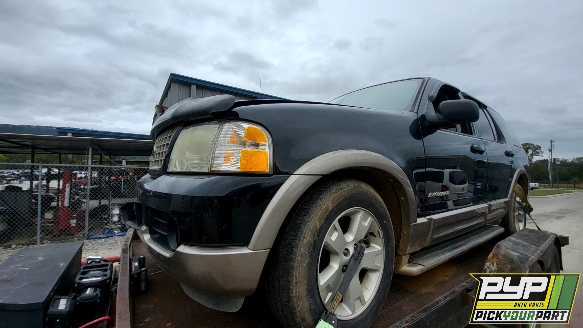 2004 FORD EXPLORER available for parts