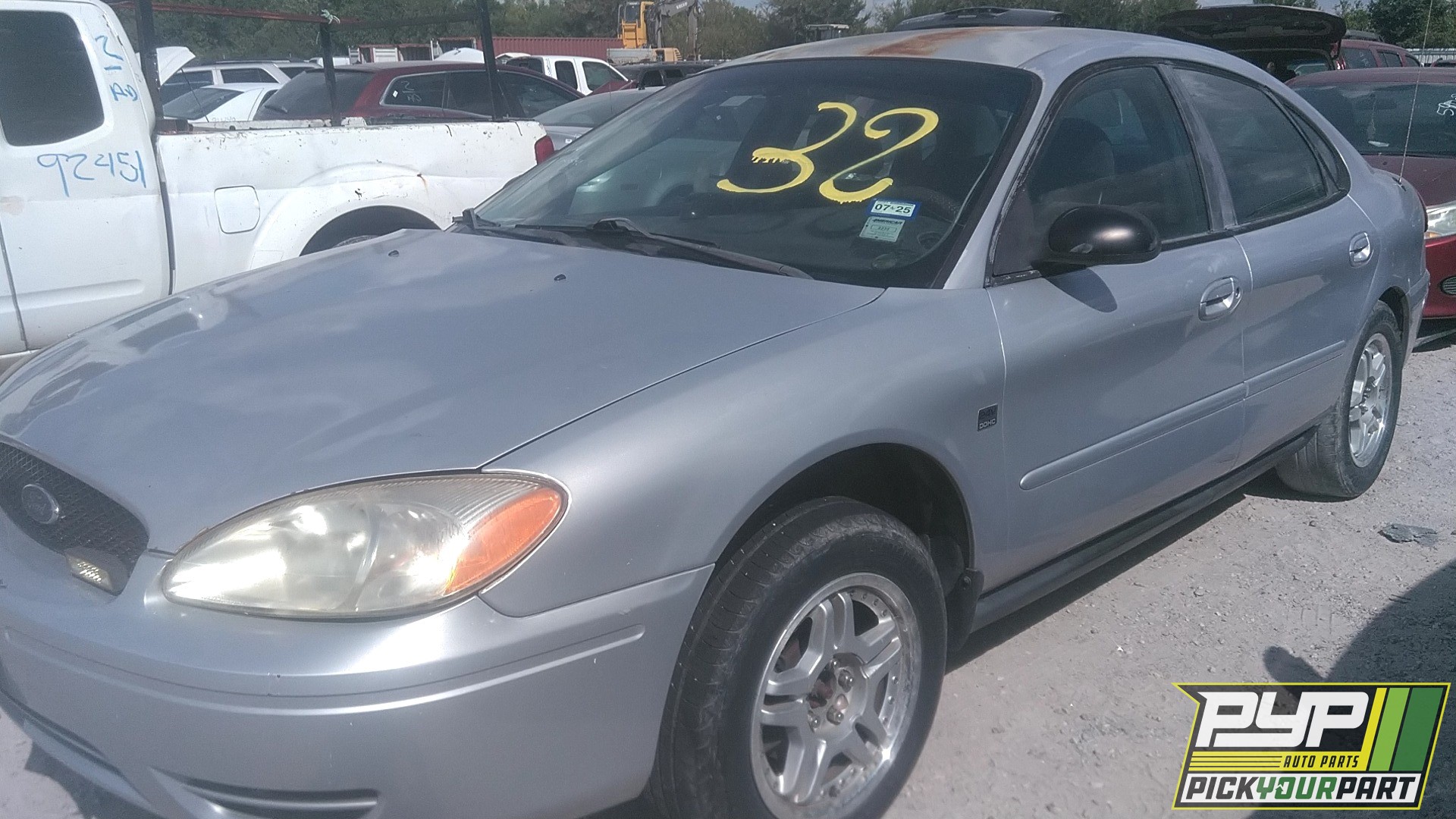 2004 FORD TAURUS partes disponibles