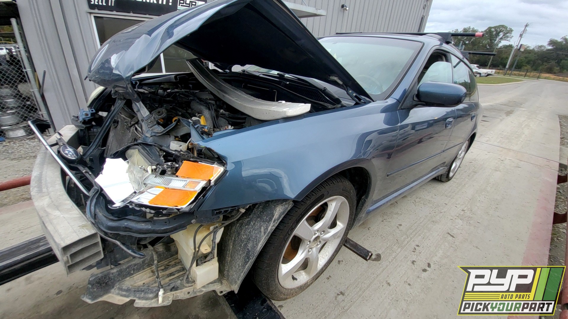 2006 SUBARU LEGACY available for parts