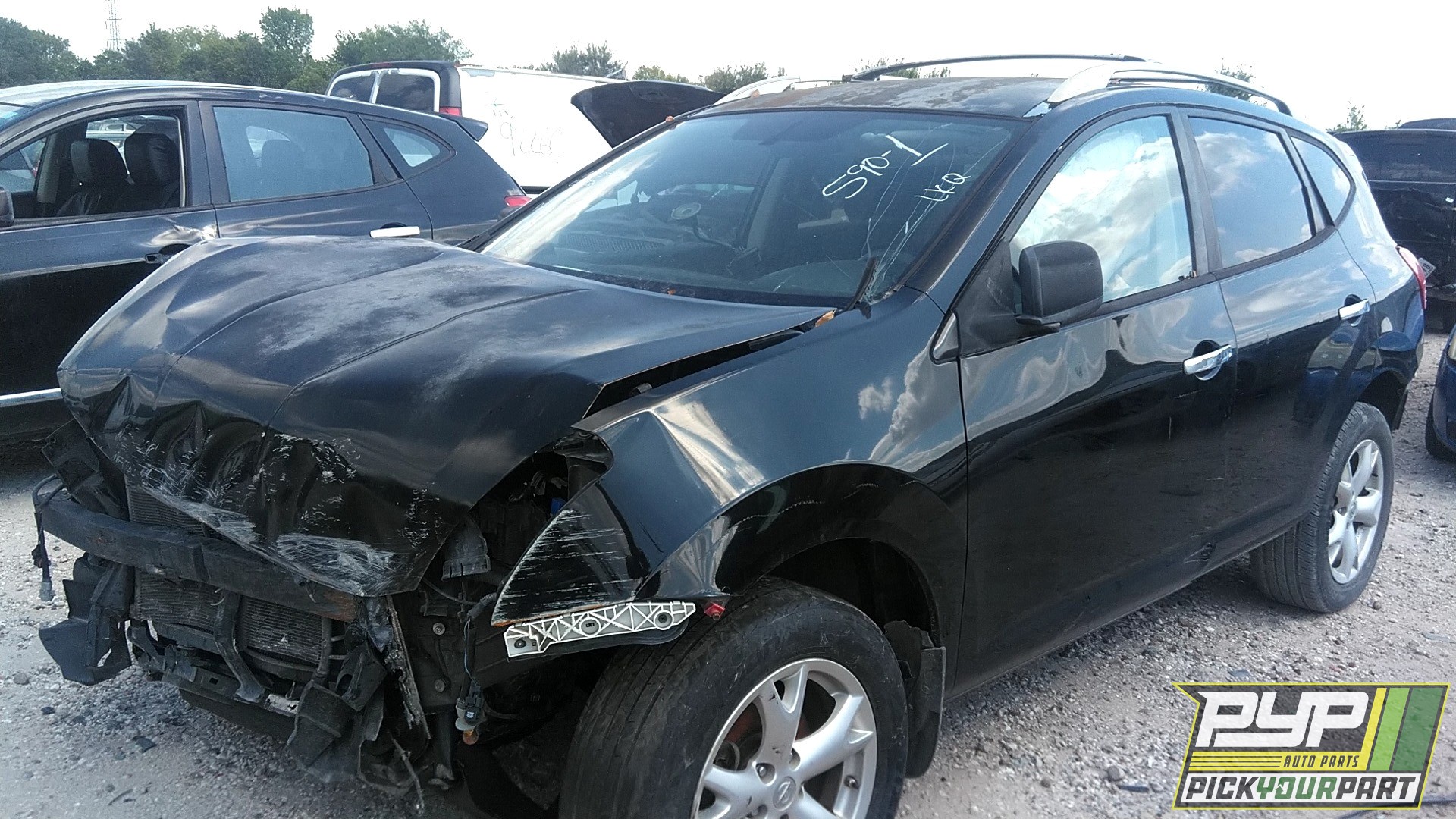 2010 NISSAN ROGUE available for parts