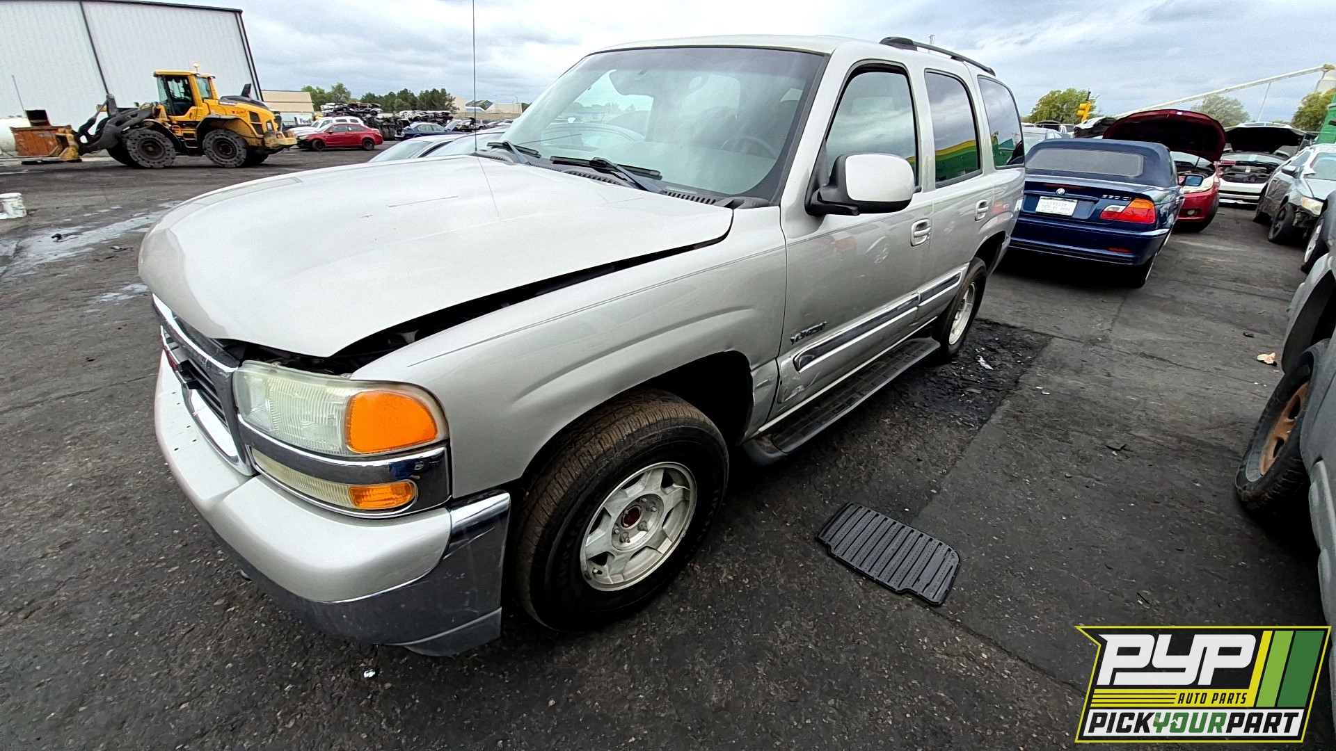 2004 GMC YUKON available for parts