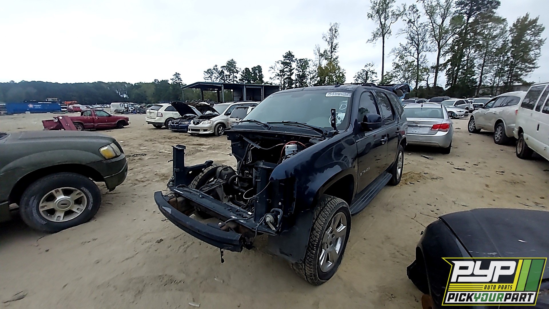 2007 CHEVROLET TAHOE available for parts