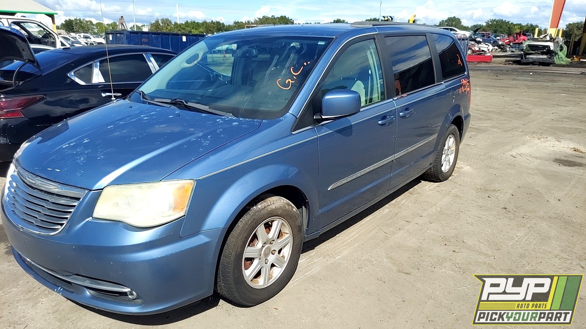 2011 CHRYSLER TOWN & COUNTRY available for parts