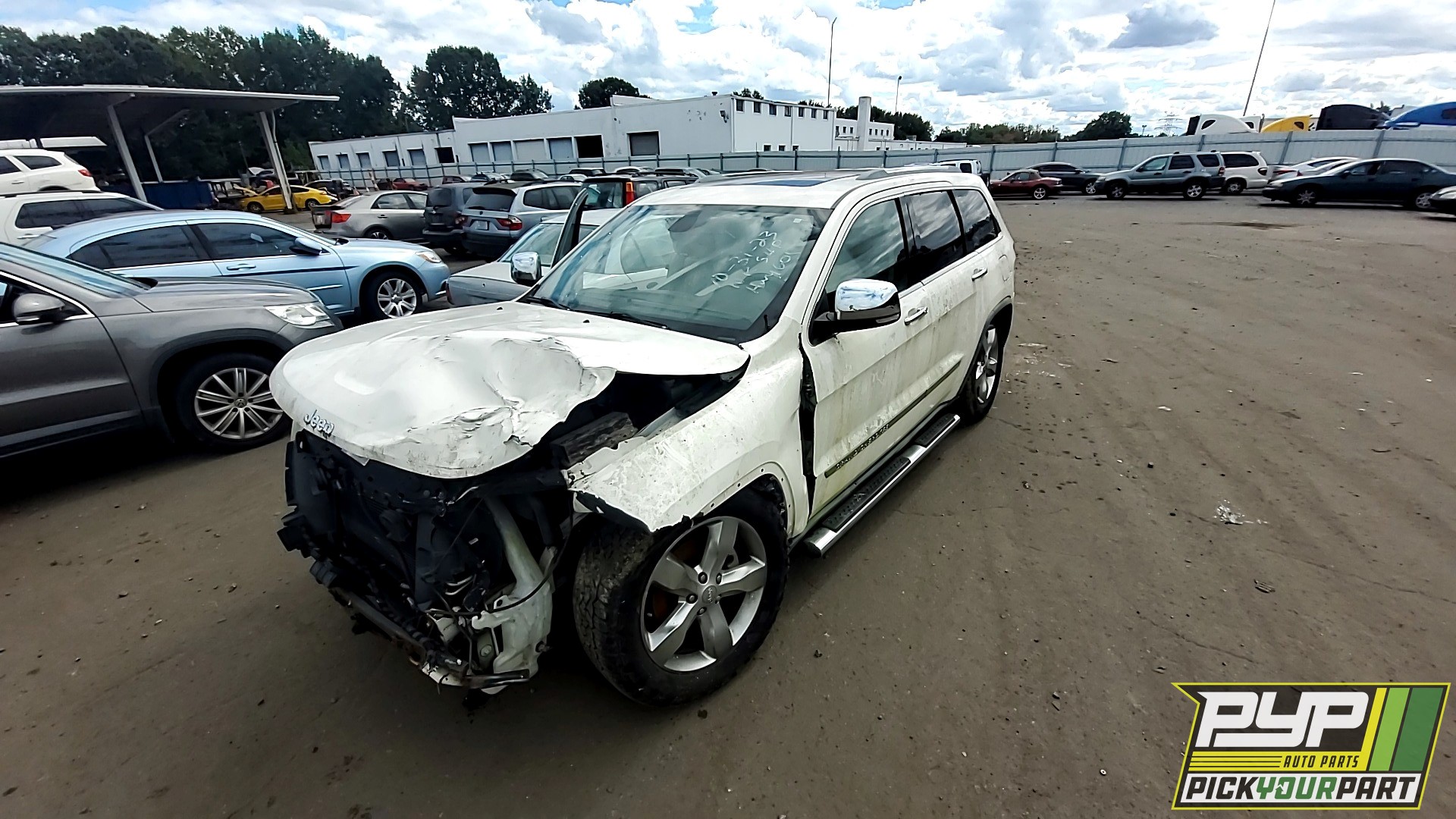 2011 JEEP GRAND CHEROKEE available for parts
