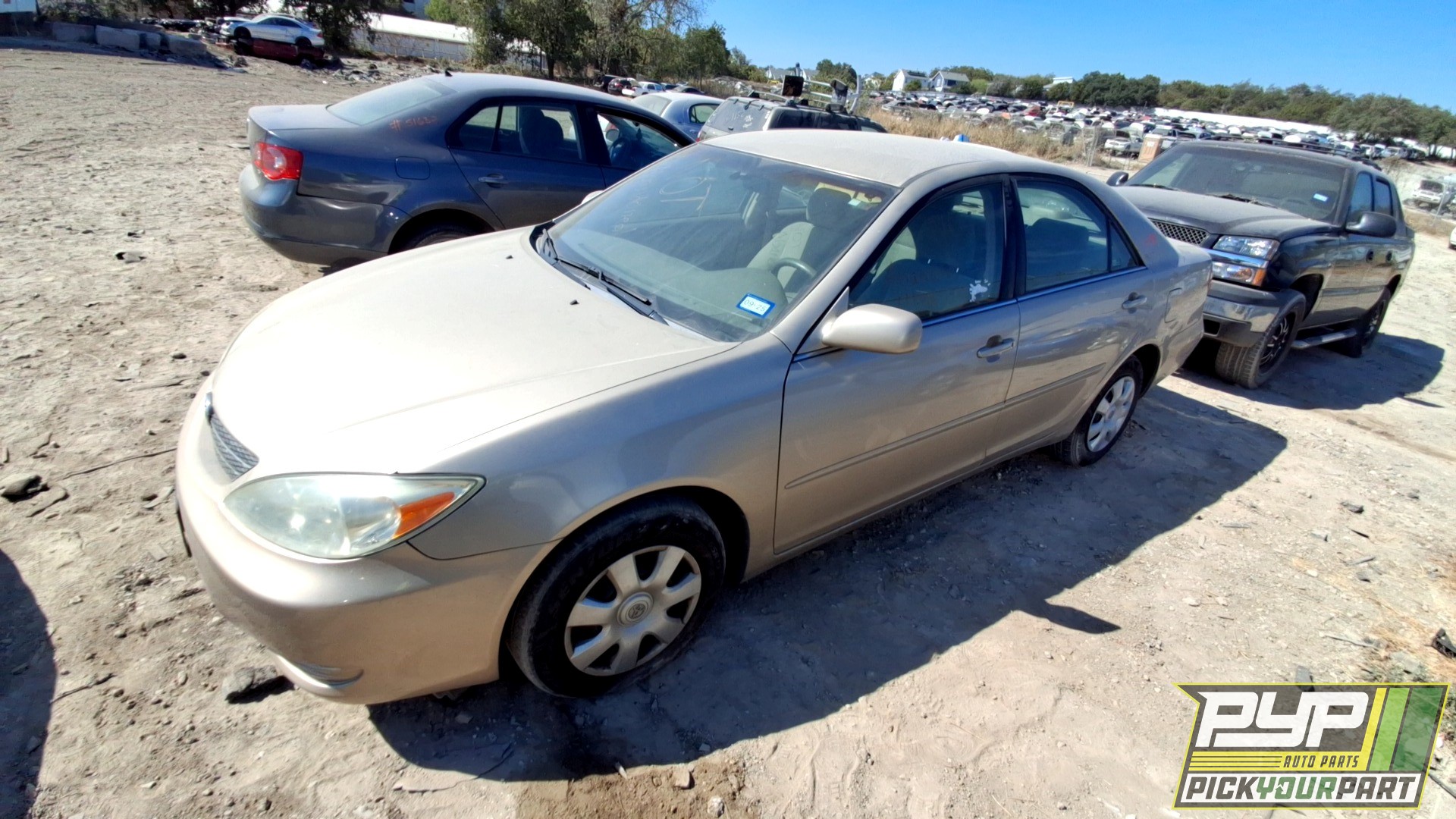 2004 TOYOTA CAMRY available for parts