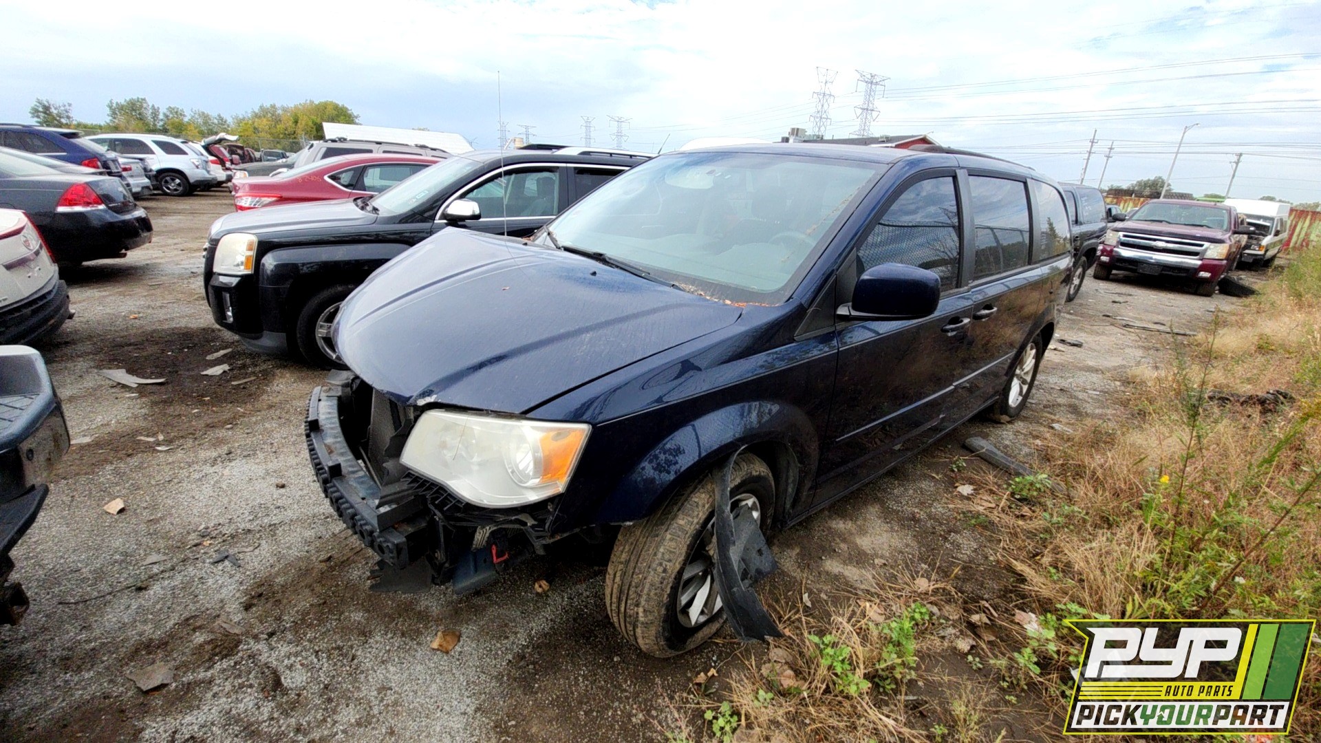 2013 DODGE GRAND CARAVAN available for parts
