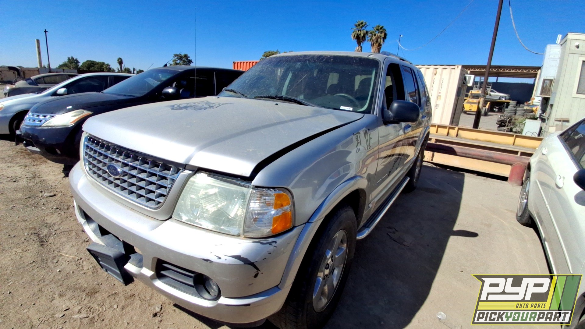 2004 FORD EXPLORER available for parts