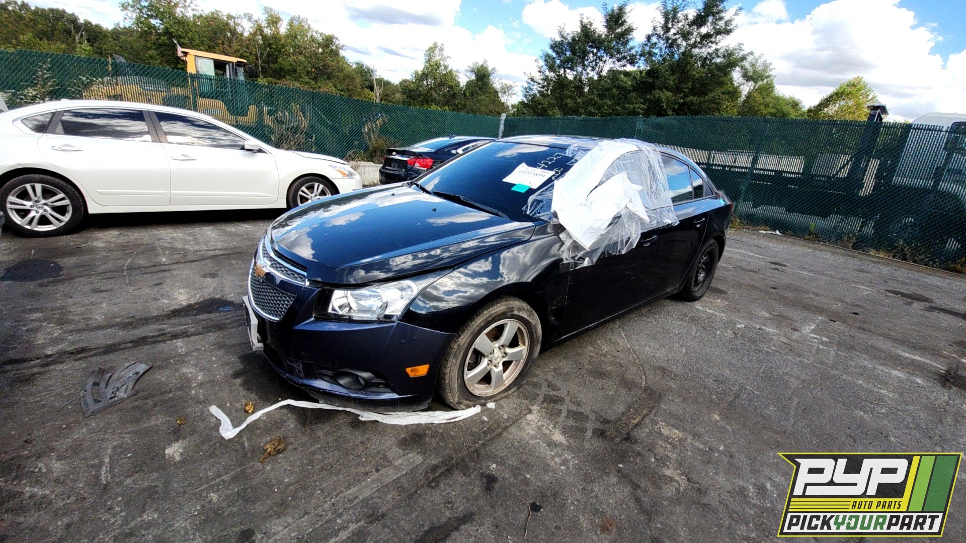 2013 CHEVROLET CRUZE available for parts