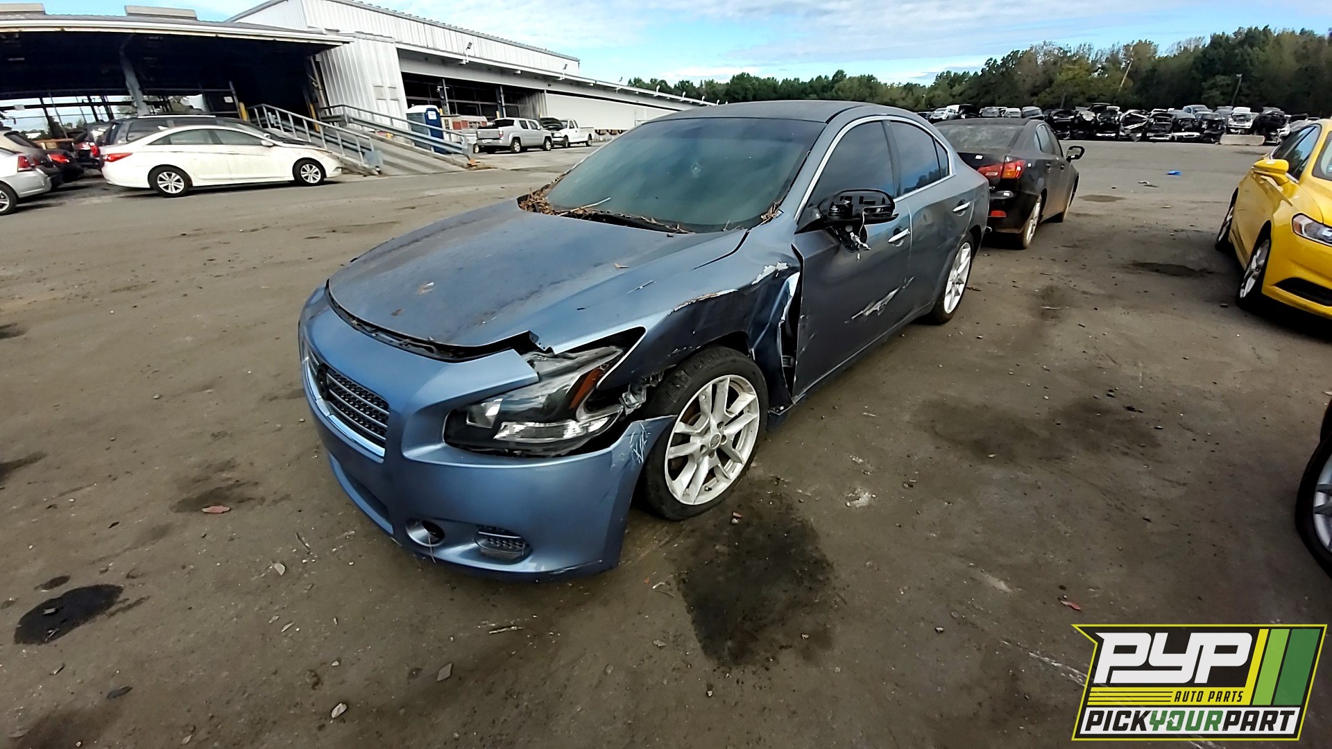 2010 NISSAN MAXIMA available for parts