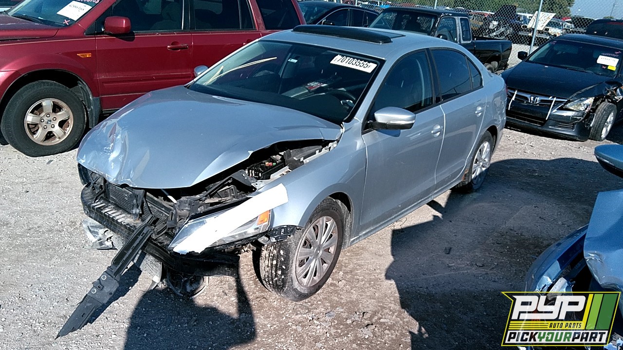 2011 VOLKSWAGEN JETTA partes disponibles