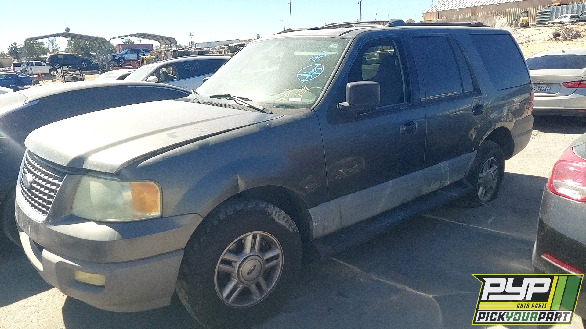 2003 FORD EXPEDITION available for parts