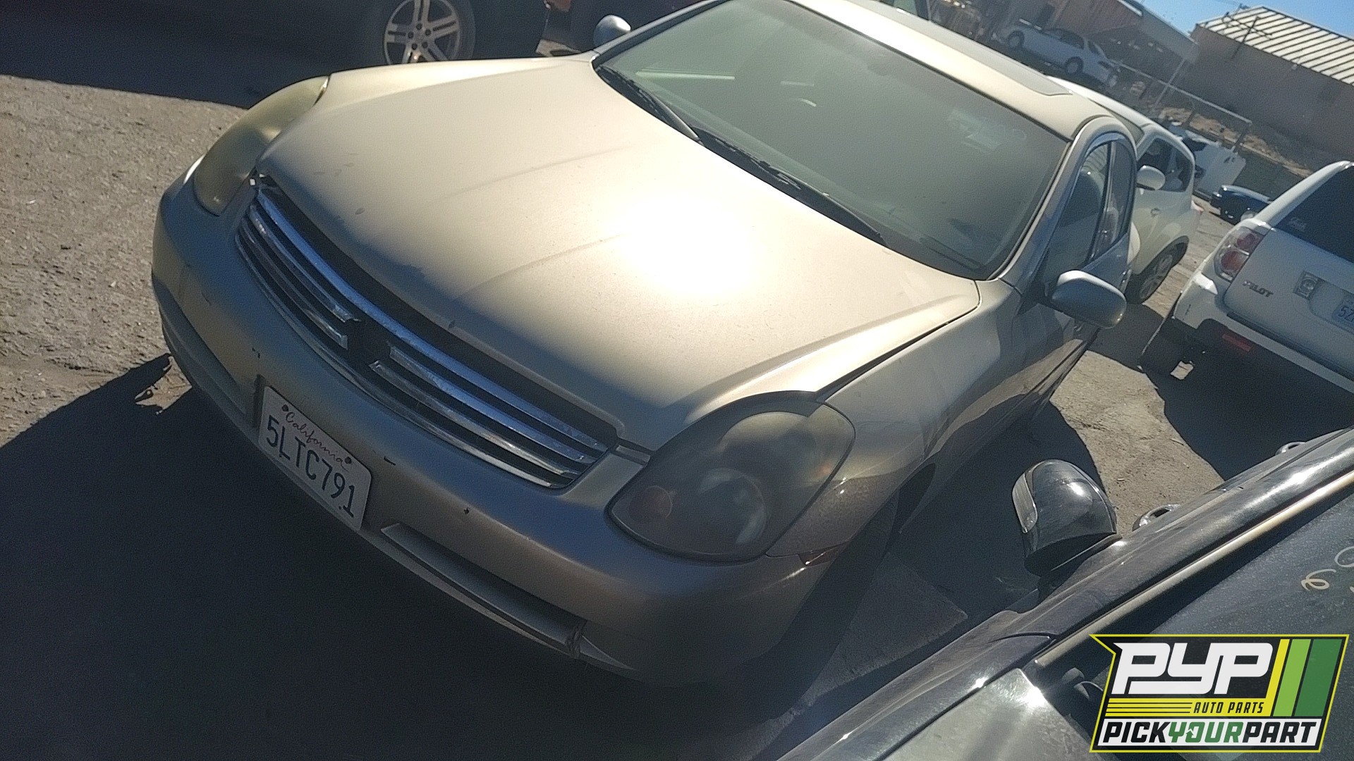 2004 INFINITI G35 partes disponibles