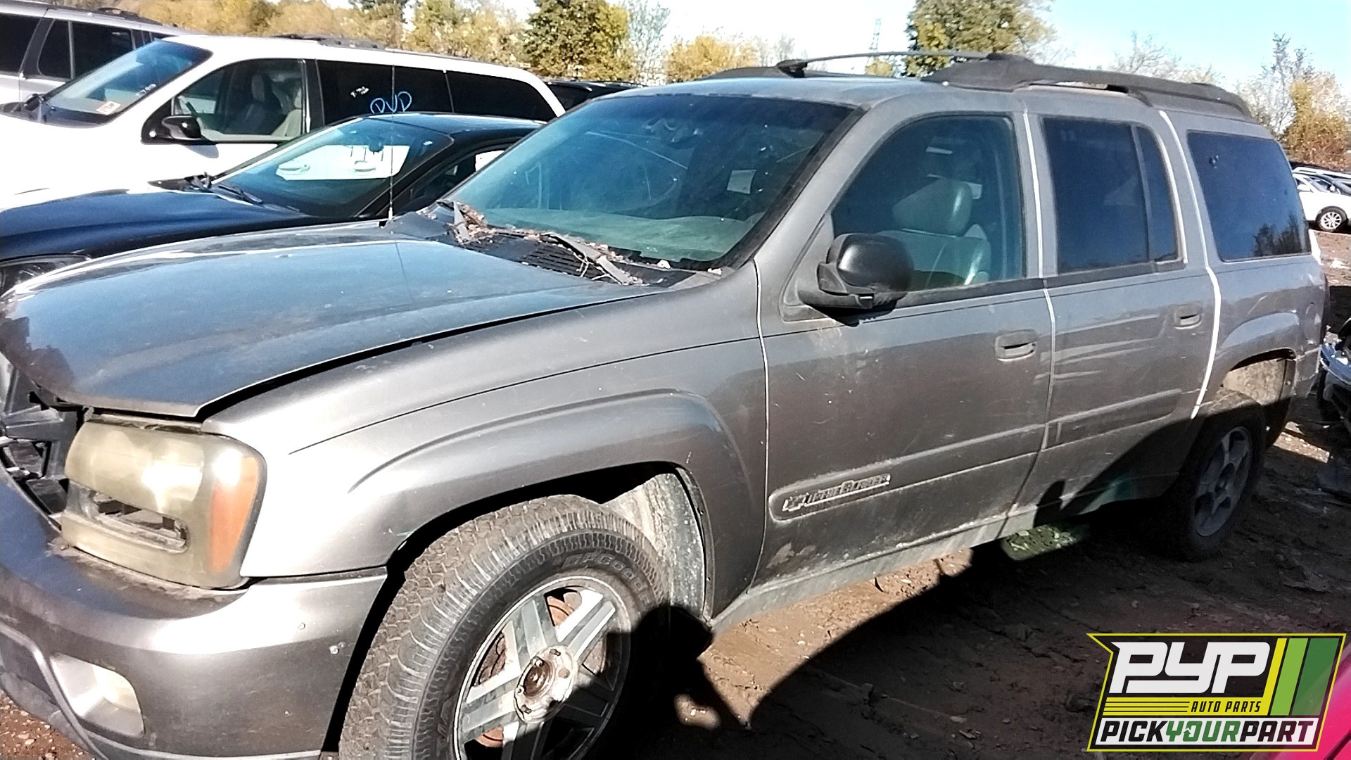 2002 CHEVROLET TRAILBLAZER EXT available for parts