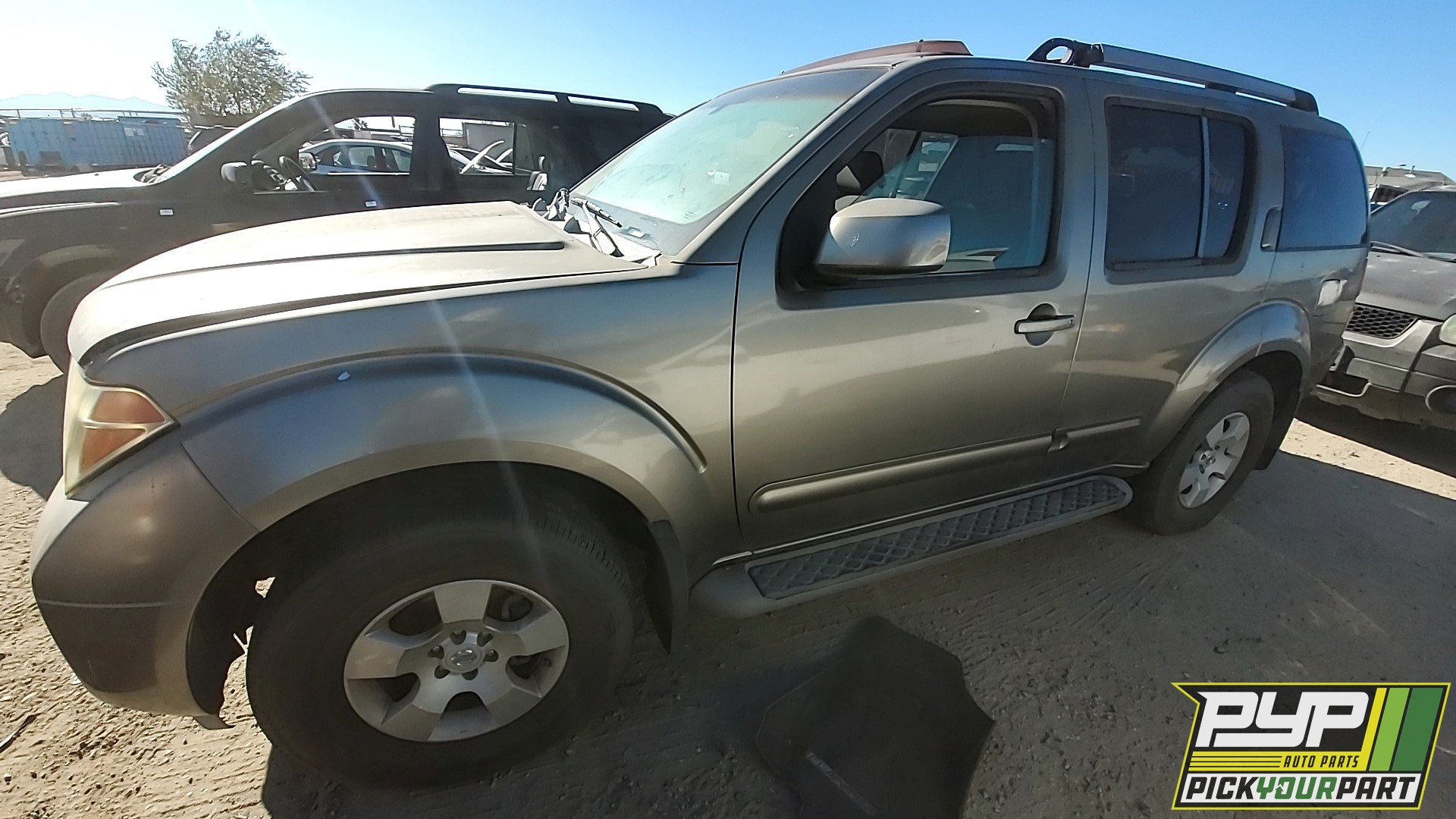 2005 NISSAN PATHFINDER available for parts
