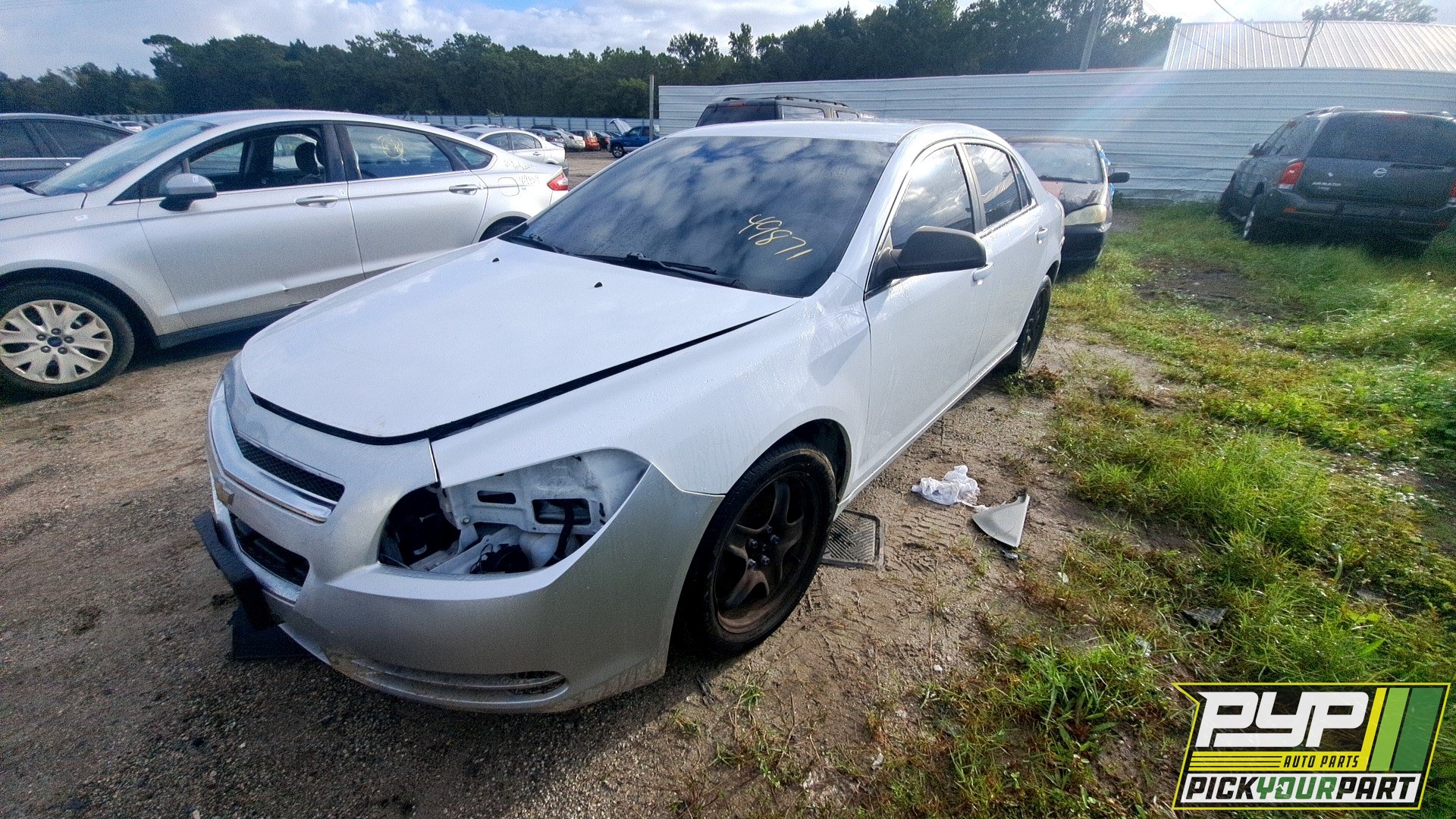2011 CHEVROLET MALIBU available for parts