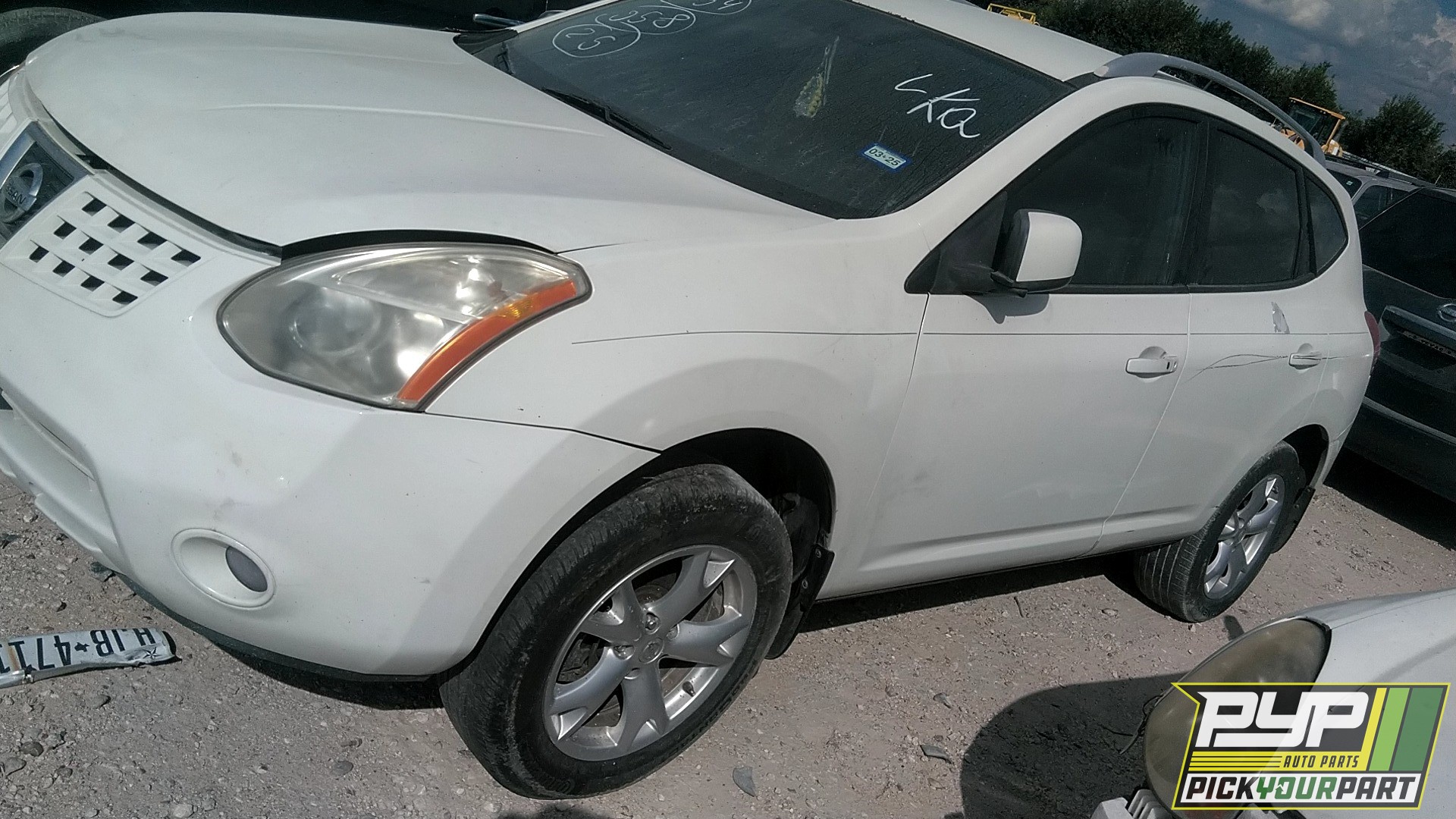 2008 NISSAN ROGUE available for parts