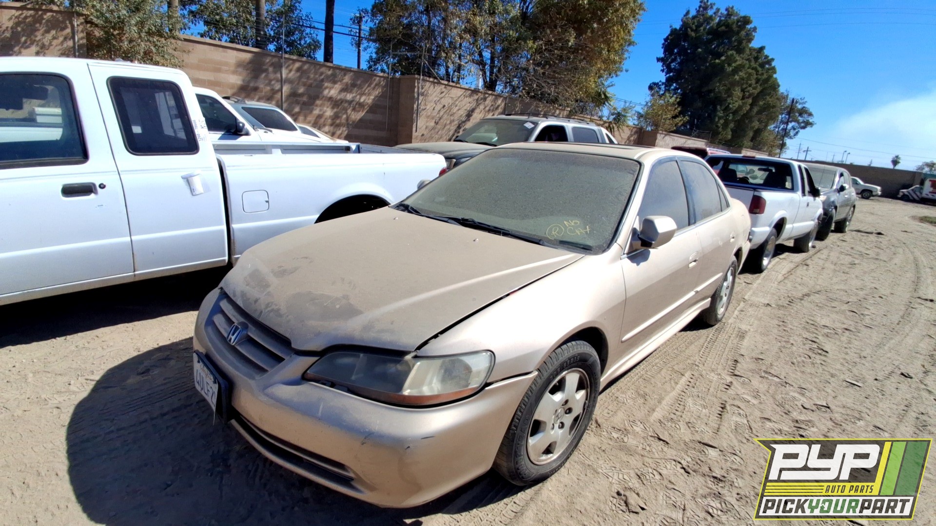 2001 HONDA ACCORD available for parts