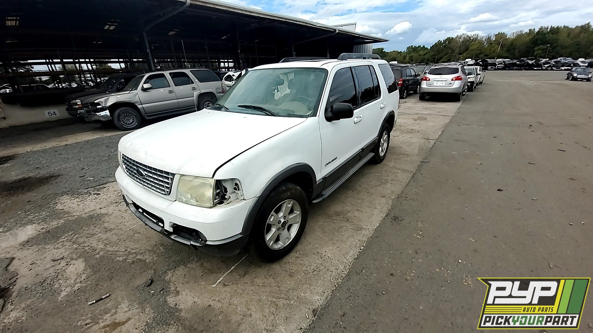 2005 FORD EXPLORER available for parts
