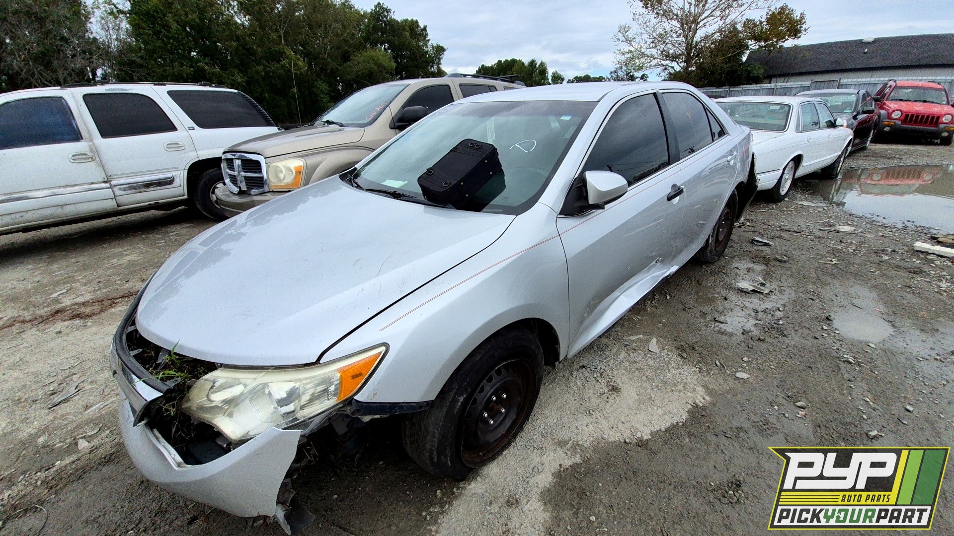 2012 TOYOTA CAMRY available for parts