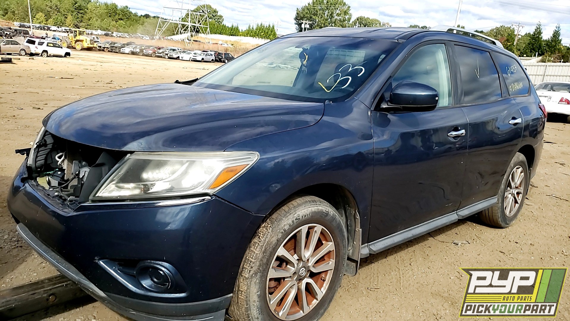 2014 NISSAN PATHFINDER available for parts