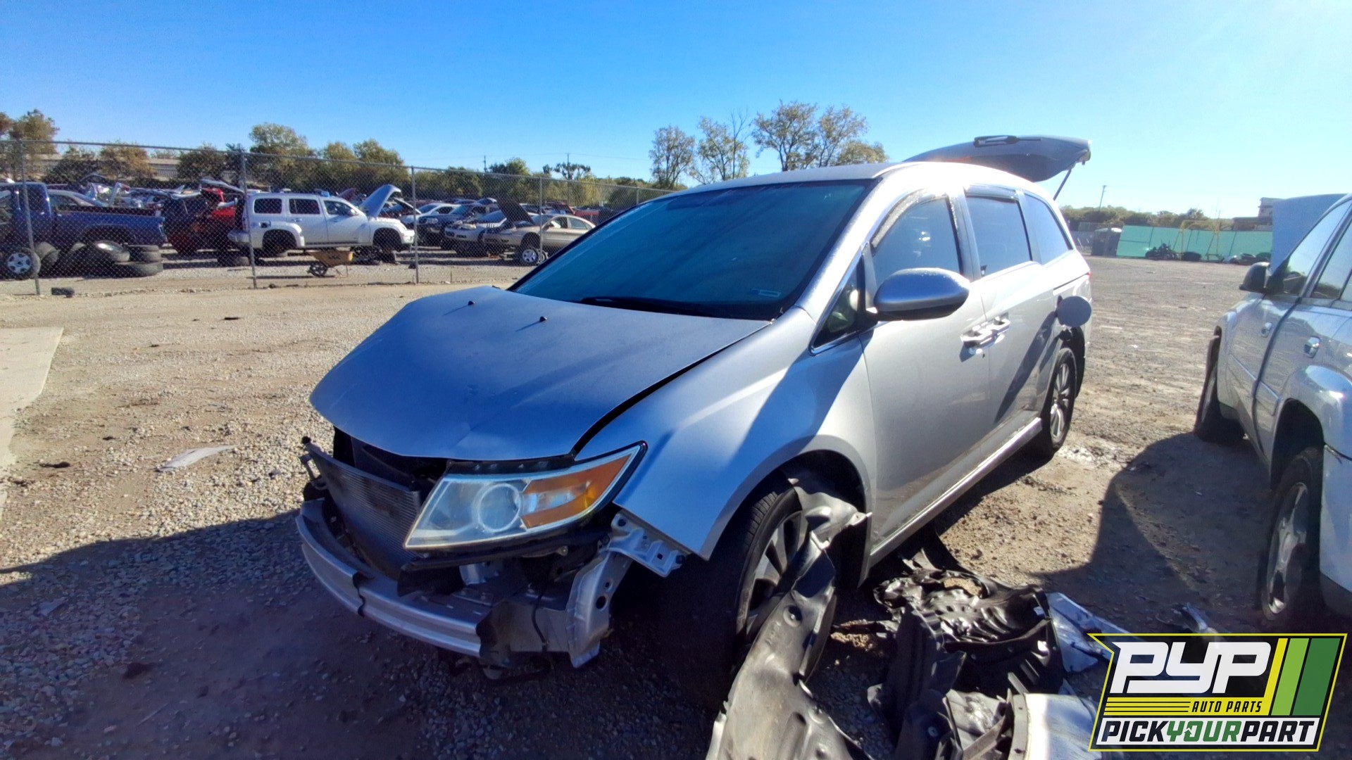 2015 HONDA ODYSSEY available for parts