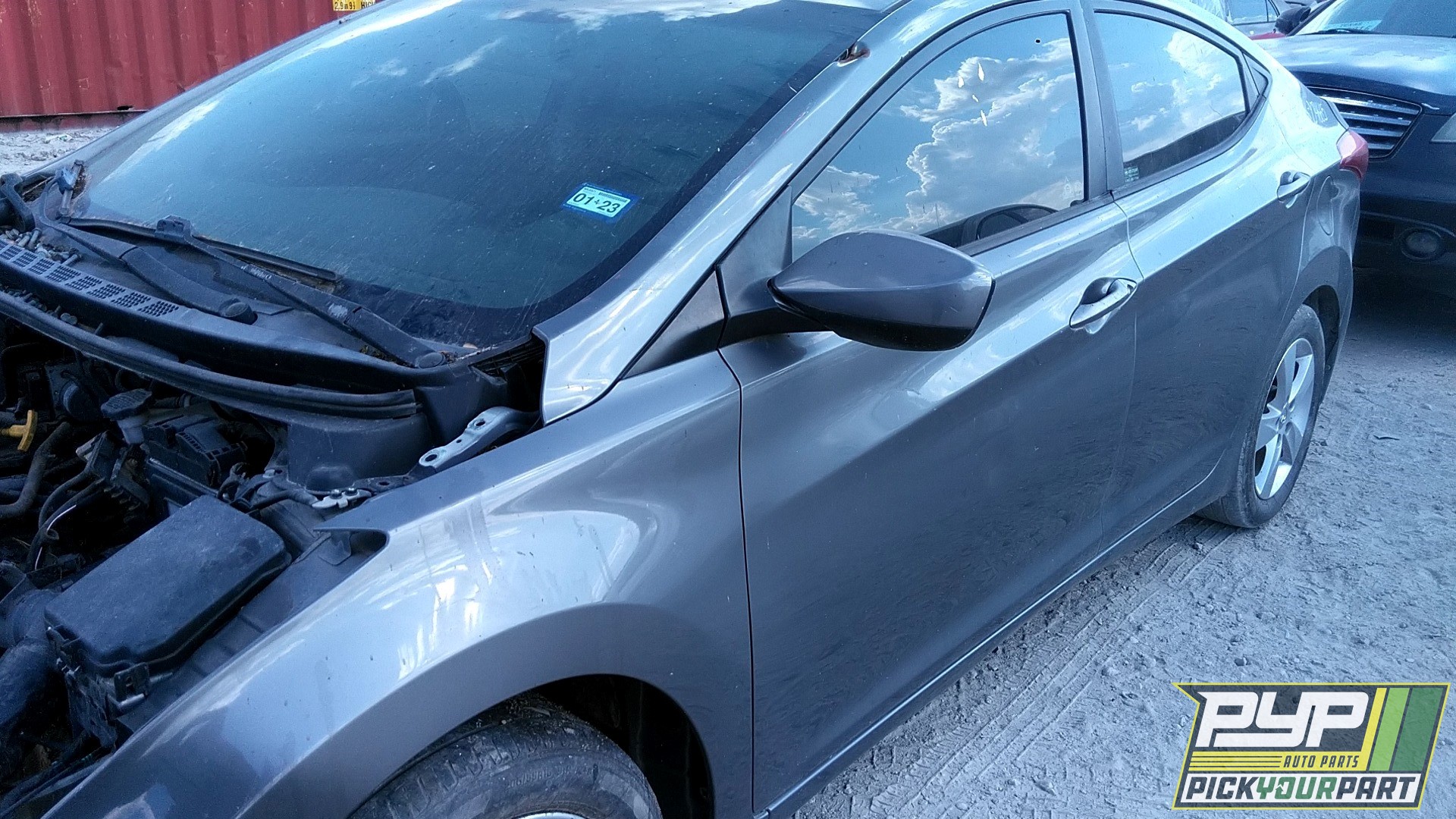 2013 HYUNDAI ELANTRA available for parts