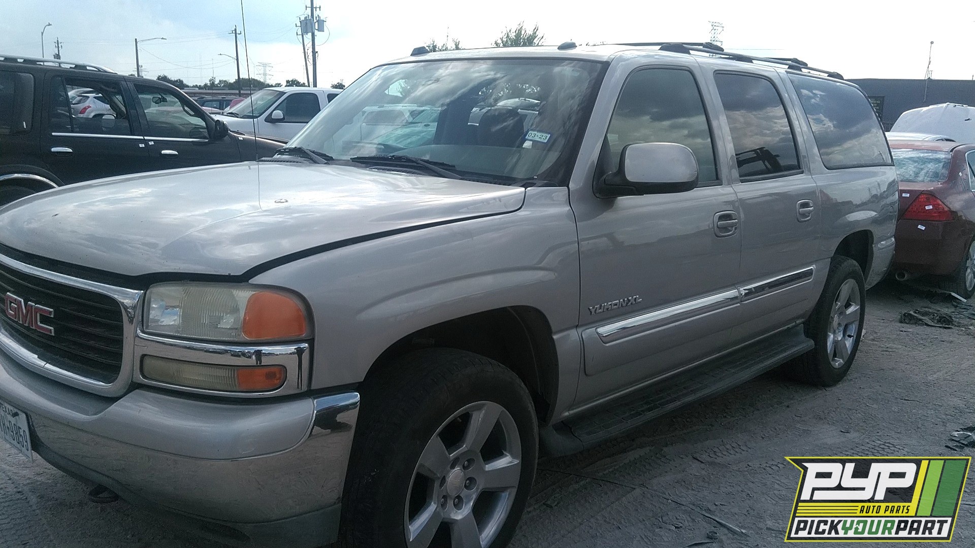 2005 GMC YUKON XL 1500 partes disponibles