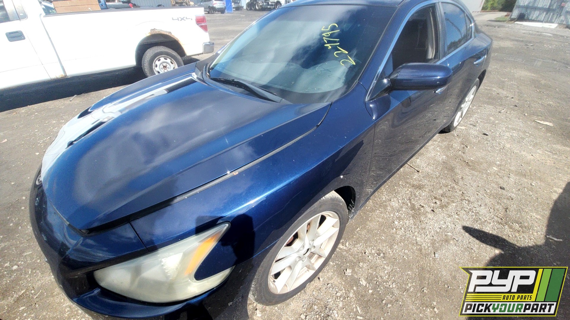 2011 NISSAN MAXIMA available for parts