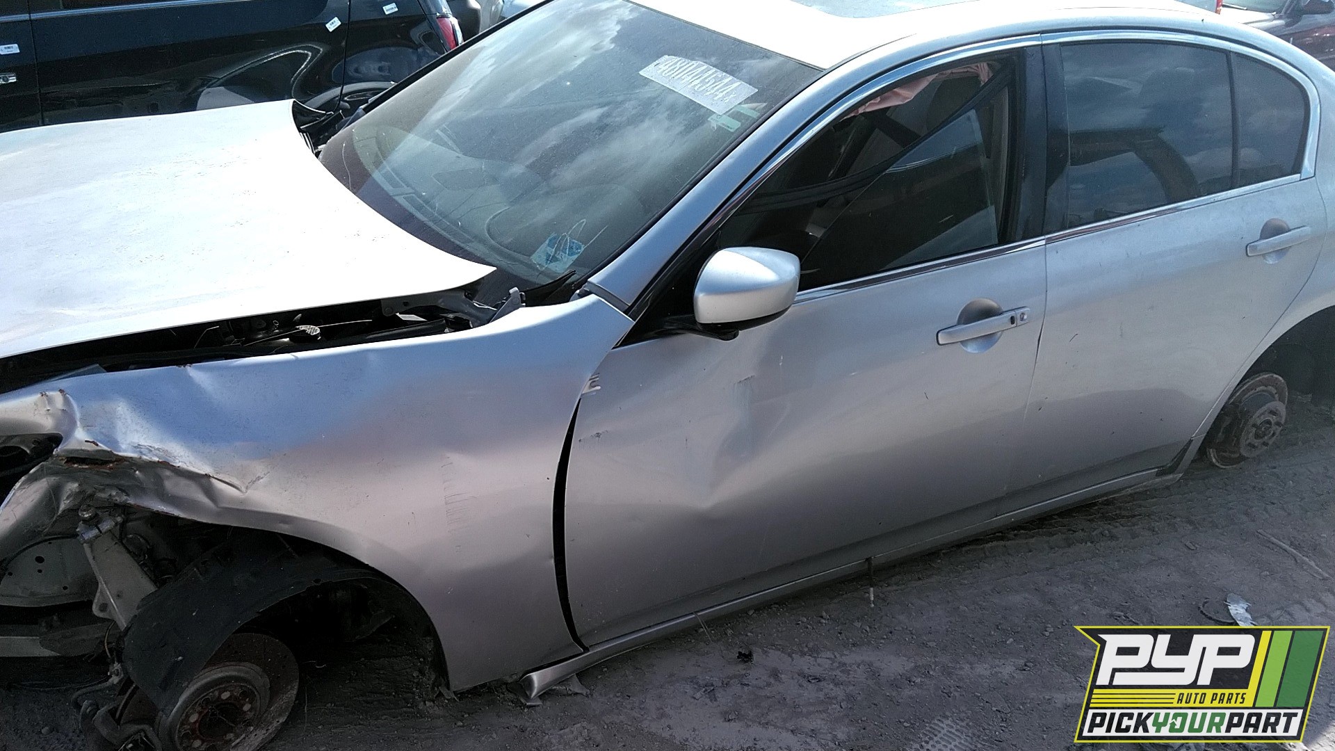 2010 INFINITI G37 available for parts