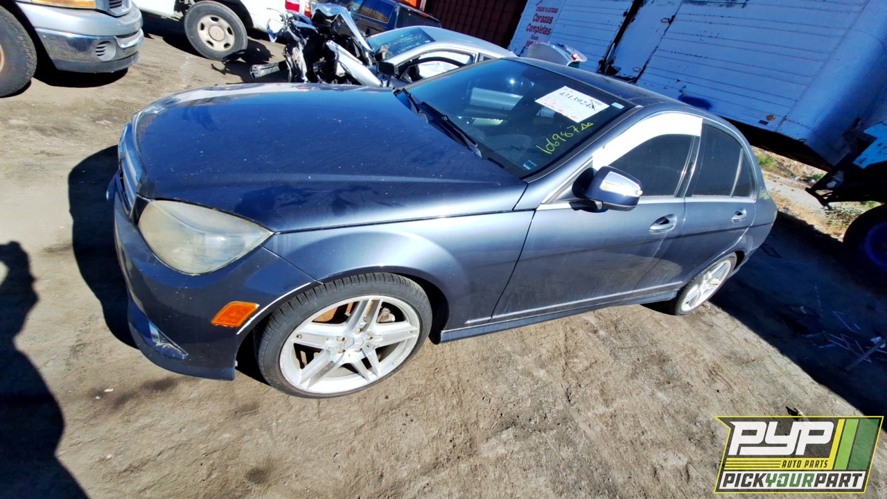 2008 MERCEDES-BENZ C300 partes disponibles