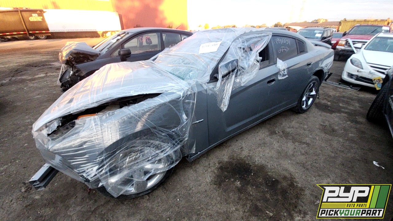 2014 DODGE CHARGER partes disponibles