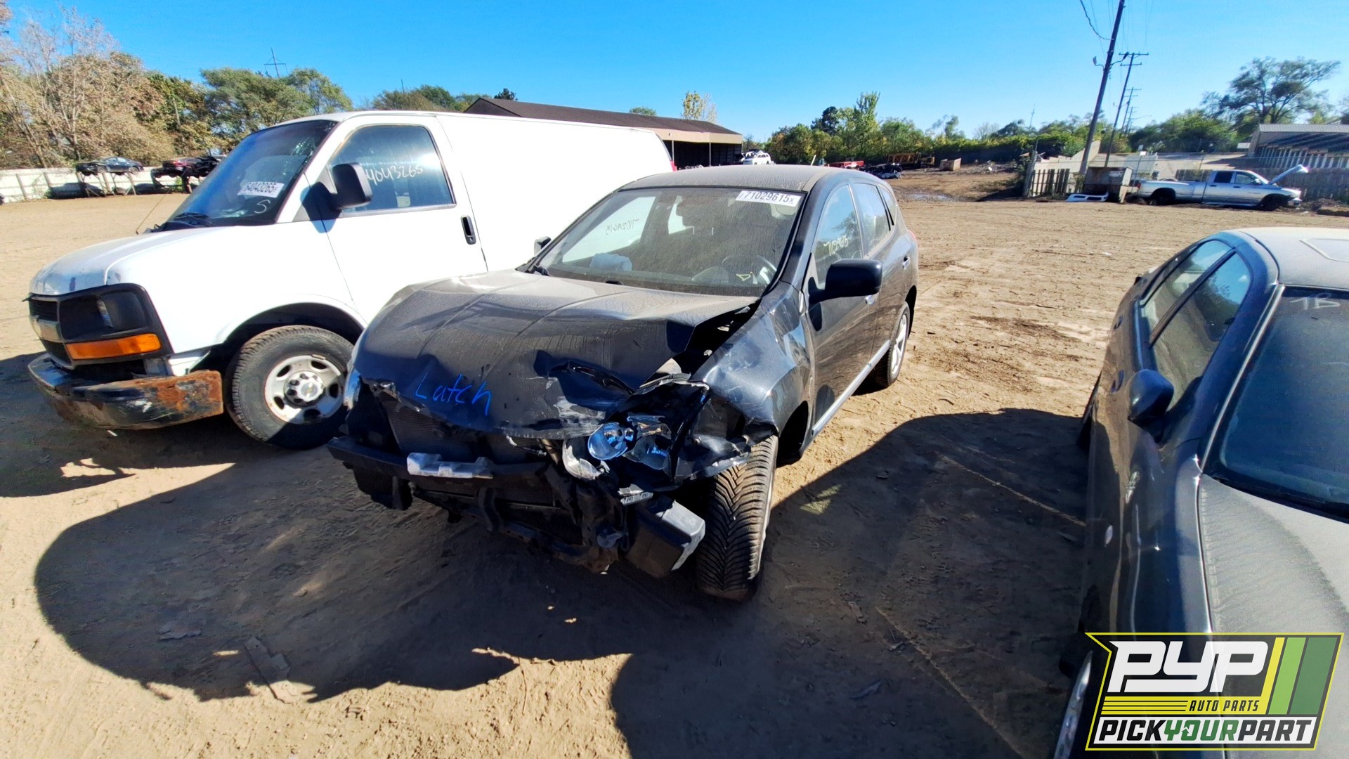 2011 NISSAN ROGUE available for parts