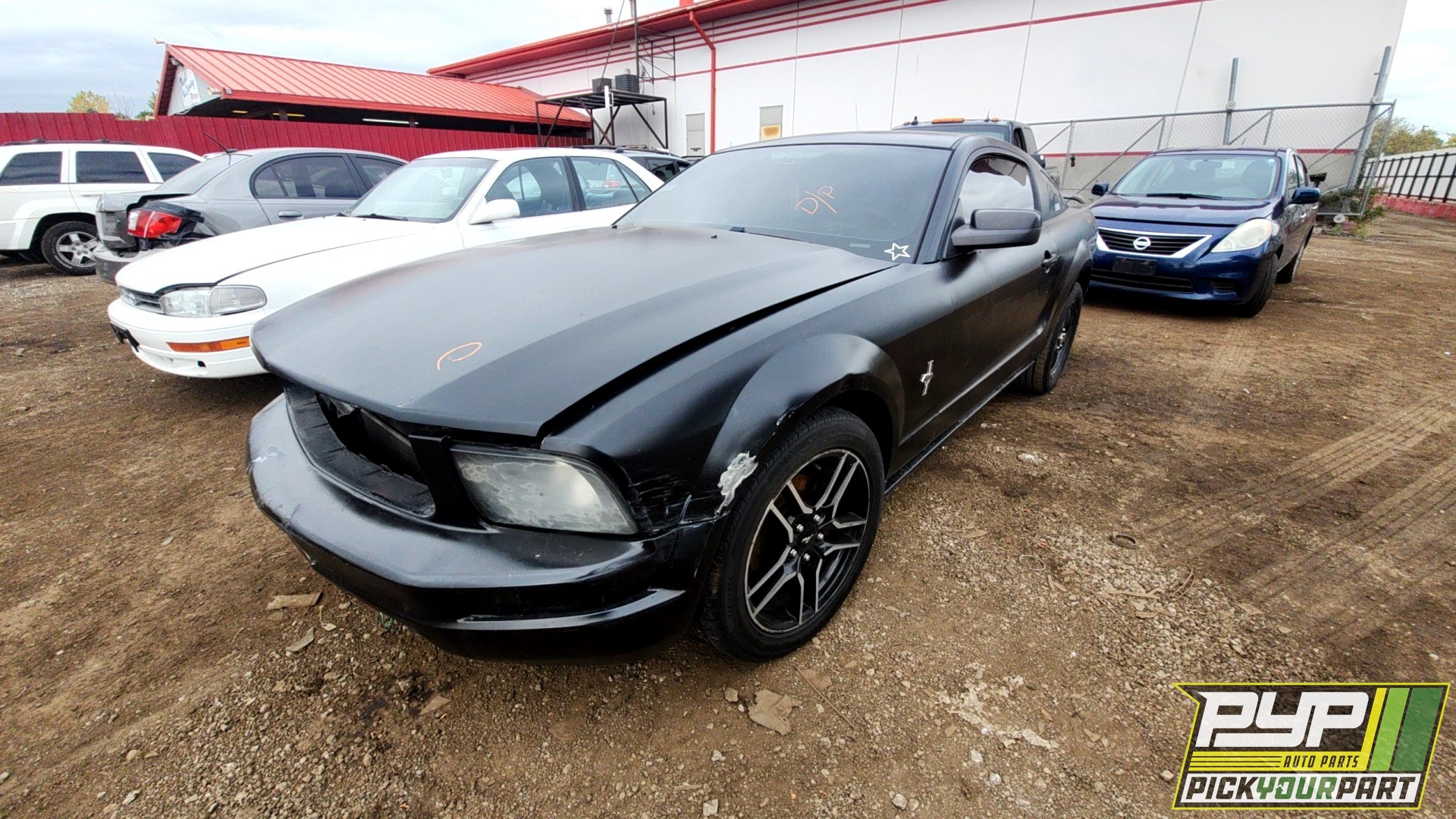 2006 FORD MUSTANG available for parts