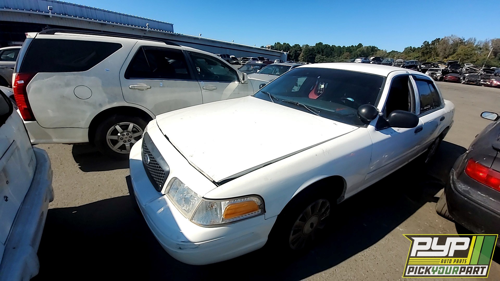 2011 FORD CROWN VICTORIA available for parts