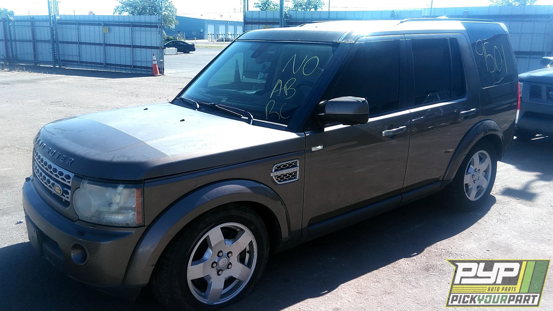2010 LAND ROVER LR4 available for parts
