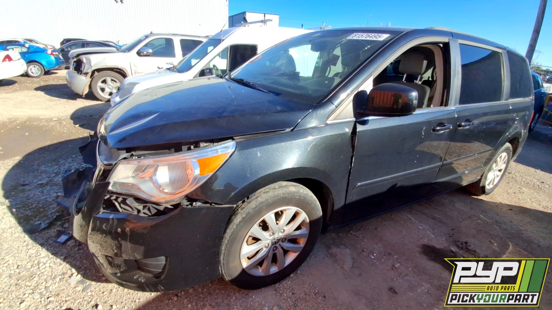 2012 VOLKSWAGEN ROUTAN partes disponibles